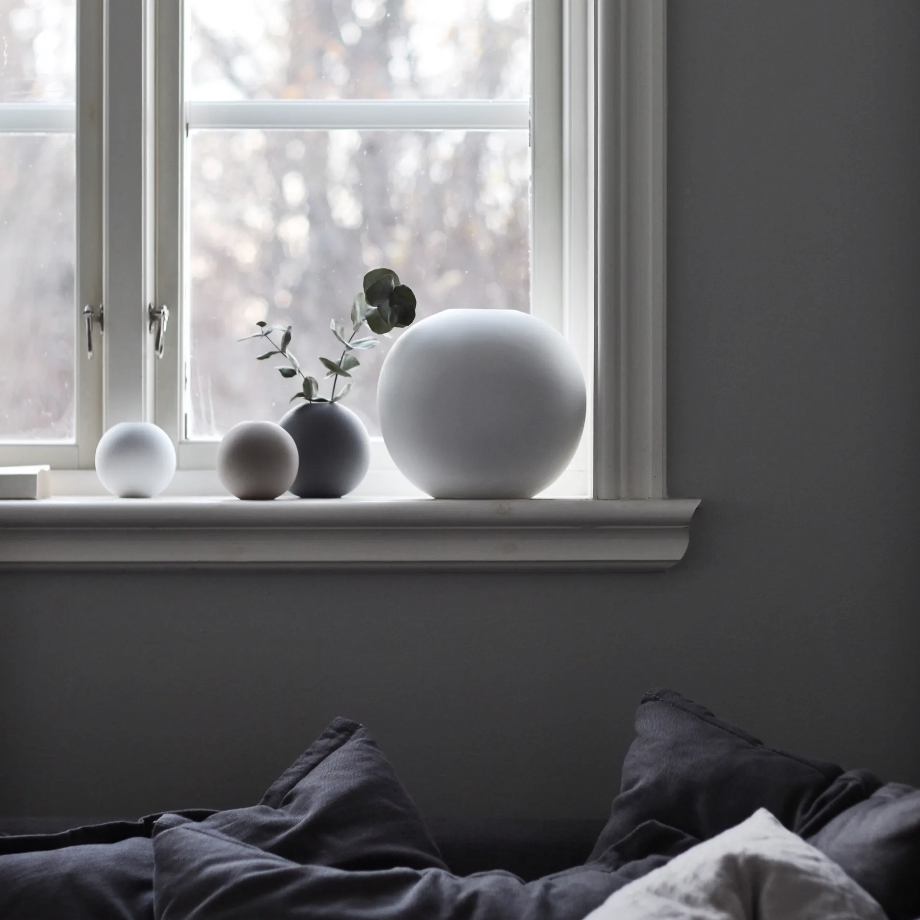 Jarrón Ball blanco, 20 cm Cooee Design