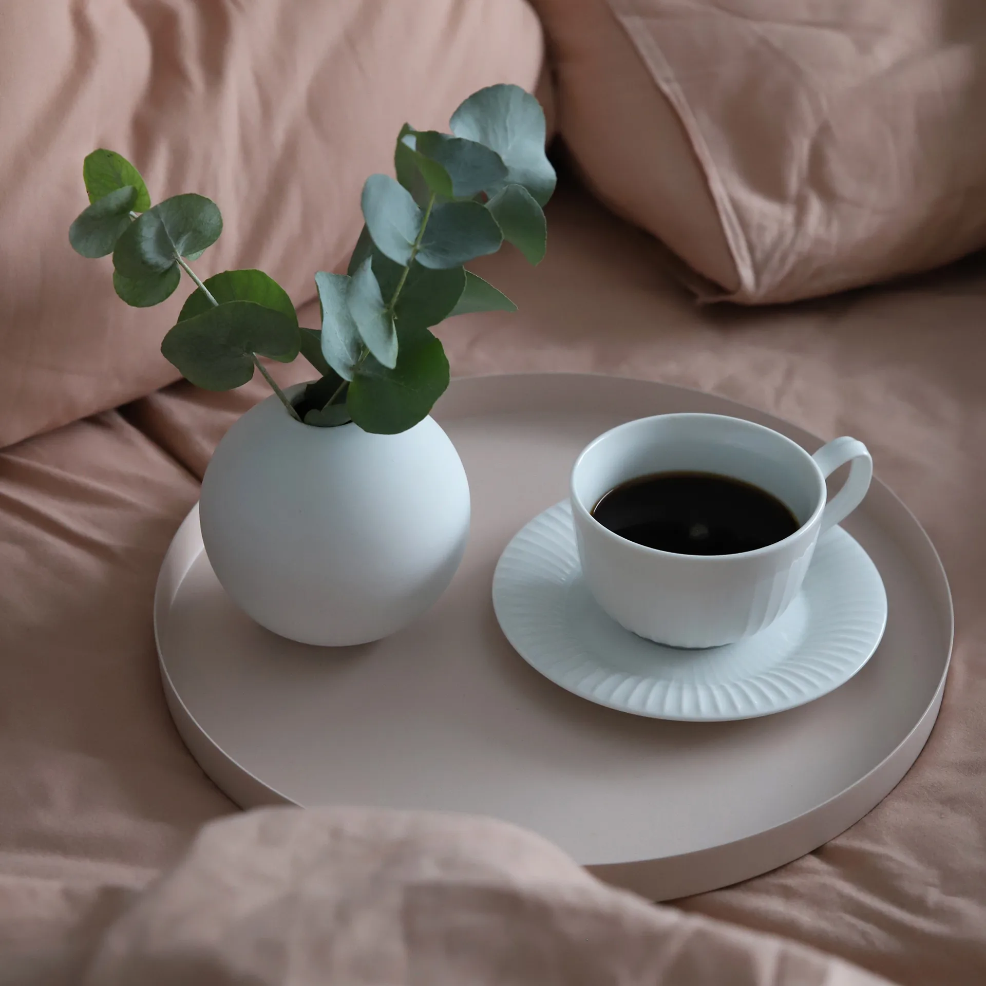 Jarrón Ball blanco, 8 cm Cooee Design