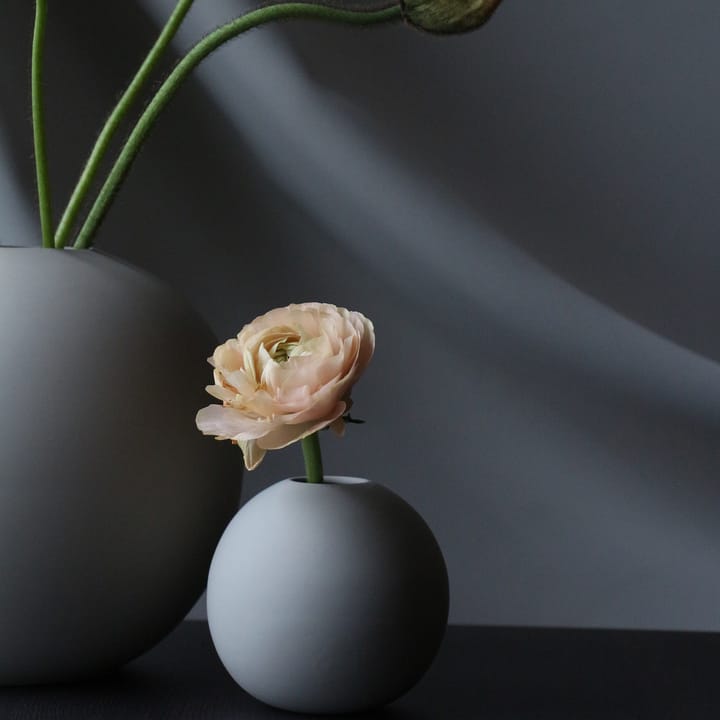 Jarrón Ball gris, 8 cm Cooee Design