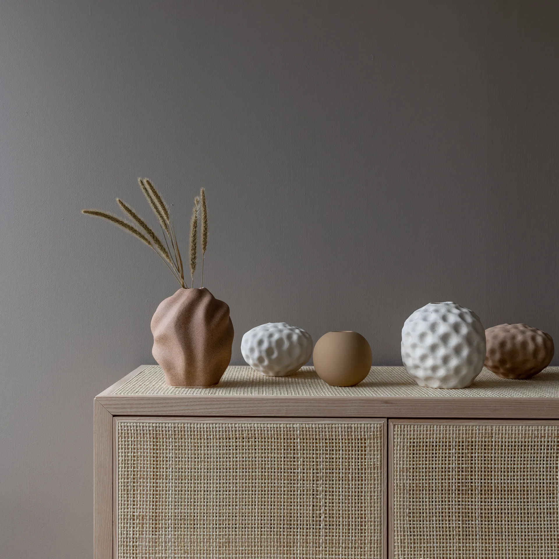 Jarrón Ball peanut, 10 cm Cooee Design