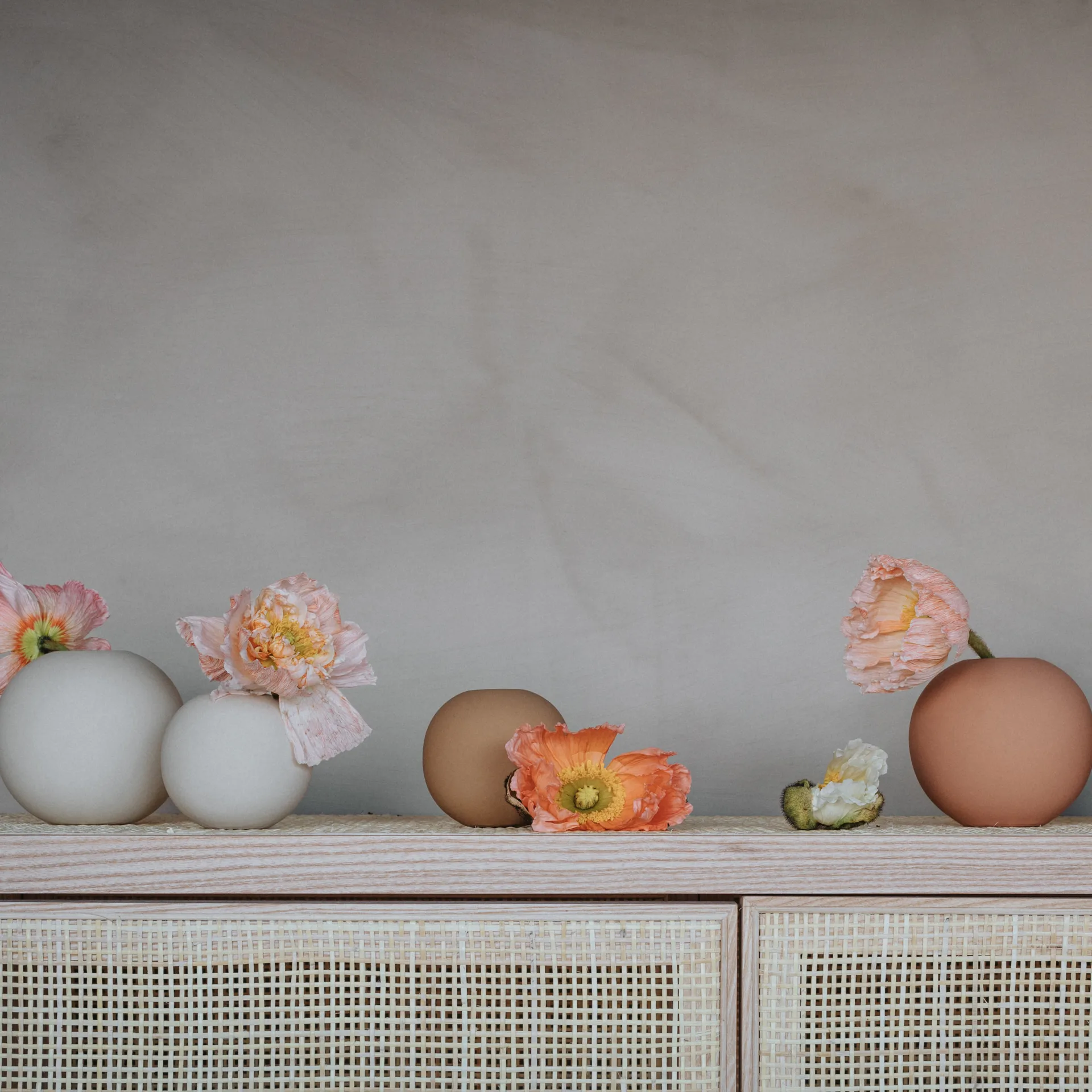 Jarrón Ball peanut, 10 cm Cooee Design