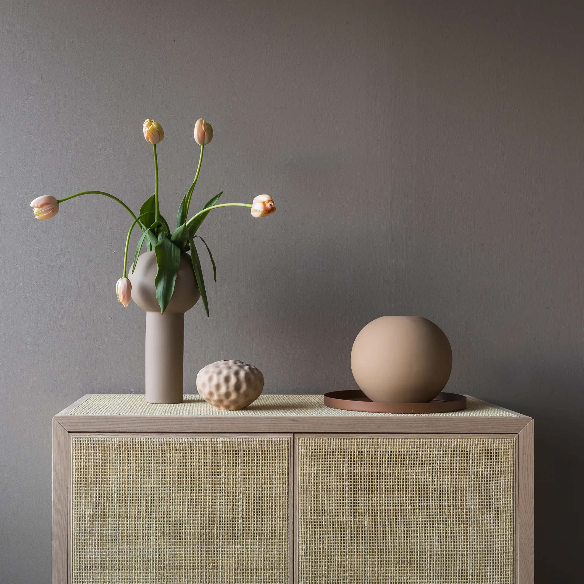 Jarrón Ball peanut, 20 cm Cooee Design