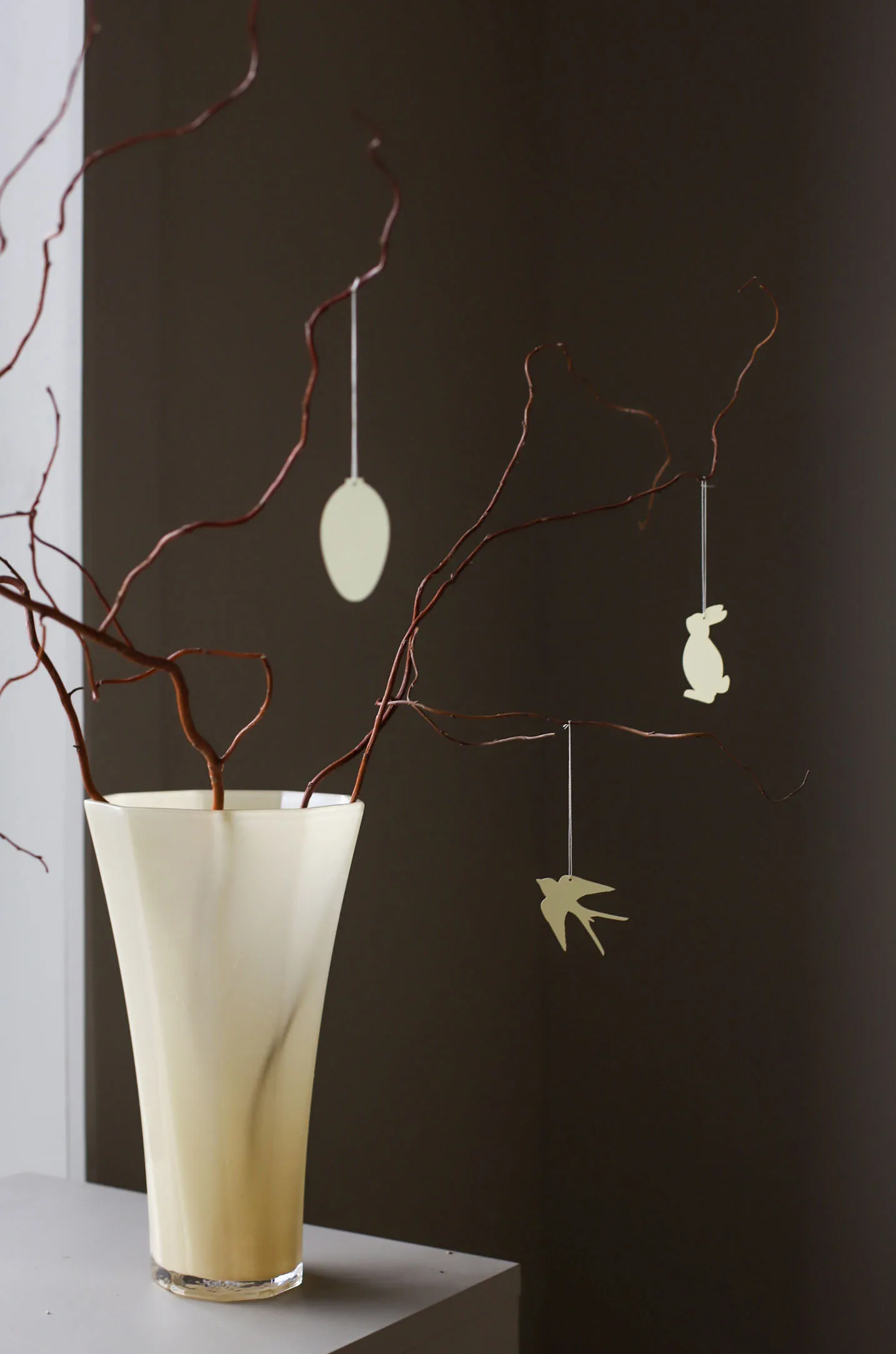 Set de 4 colgantes de pascuaEaster Deco pájaro, Light yellow Cooee Design