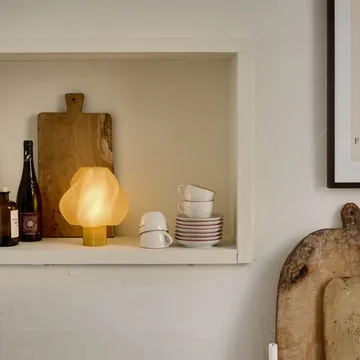 Lámpara de mesa portátil Soft Serve - Limoncello sorbet, 23 cm - Crème Atelier