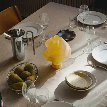 Lámpara de mesa portátil Soft Serve - Limoncello sorbet, 23 cm - Crème Atelier