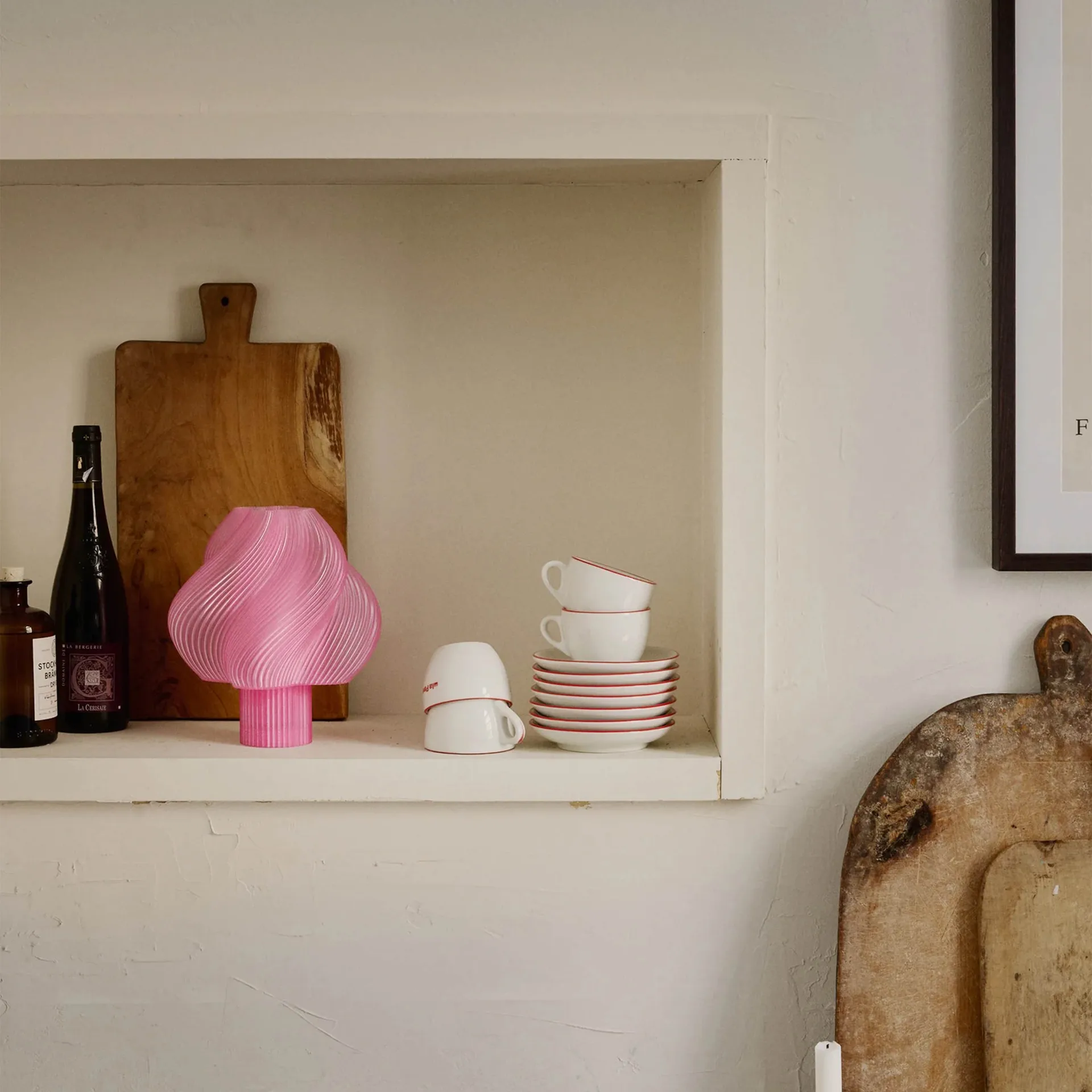 Lámpara de mesa portátil Soft Serve, Rose sorbet, 23 cm Crème Atelier