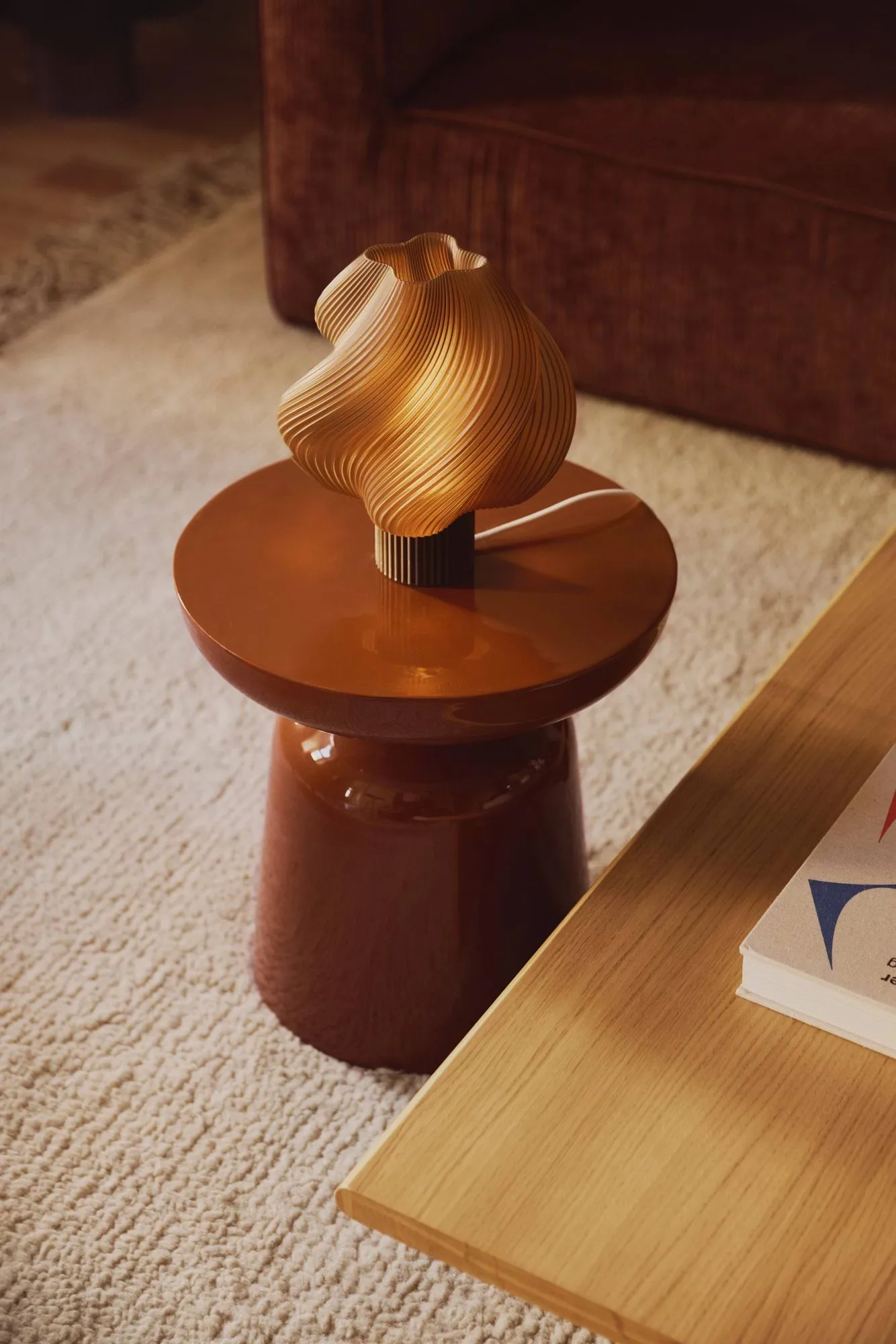 Lámpara de mesa Soft Serve, Caramel, Regular, 26 cm Crème Atelier