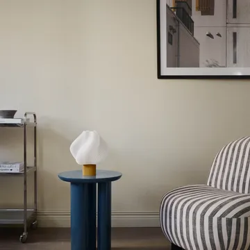 Lámpara de mesa Soft Serve - Cloudberry, Regular, 26 cm - Crème Atelier