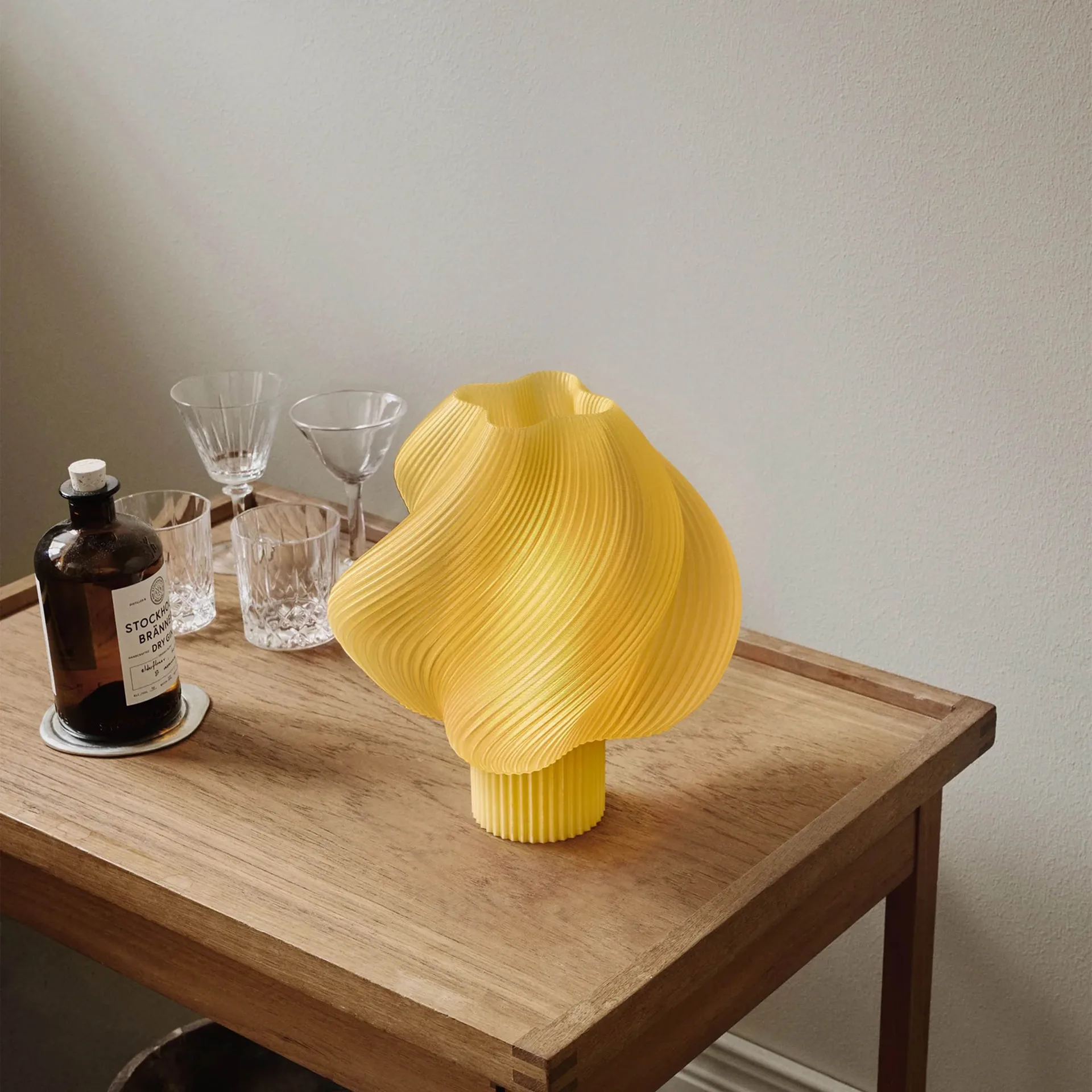 Lámpara de mesa Soft Serve, Limoncello sorbet, Regular, 26 cm Crème Atelier