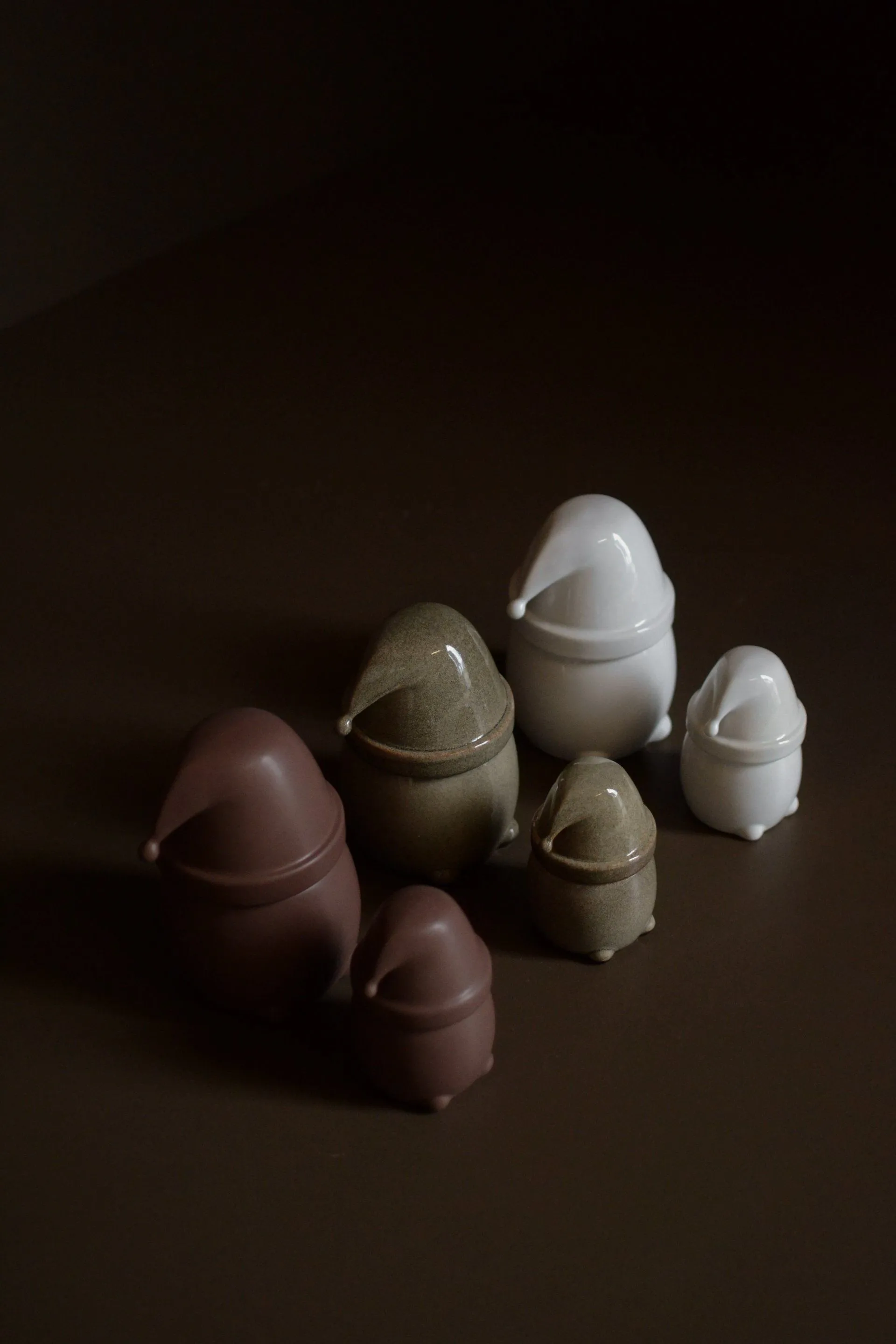 Bol con tapa Eating Santa grande, Maroon DBKD