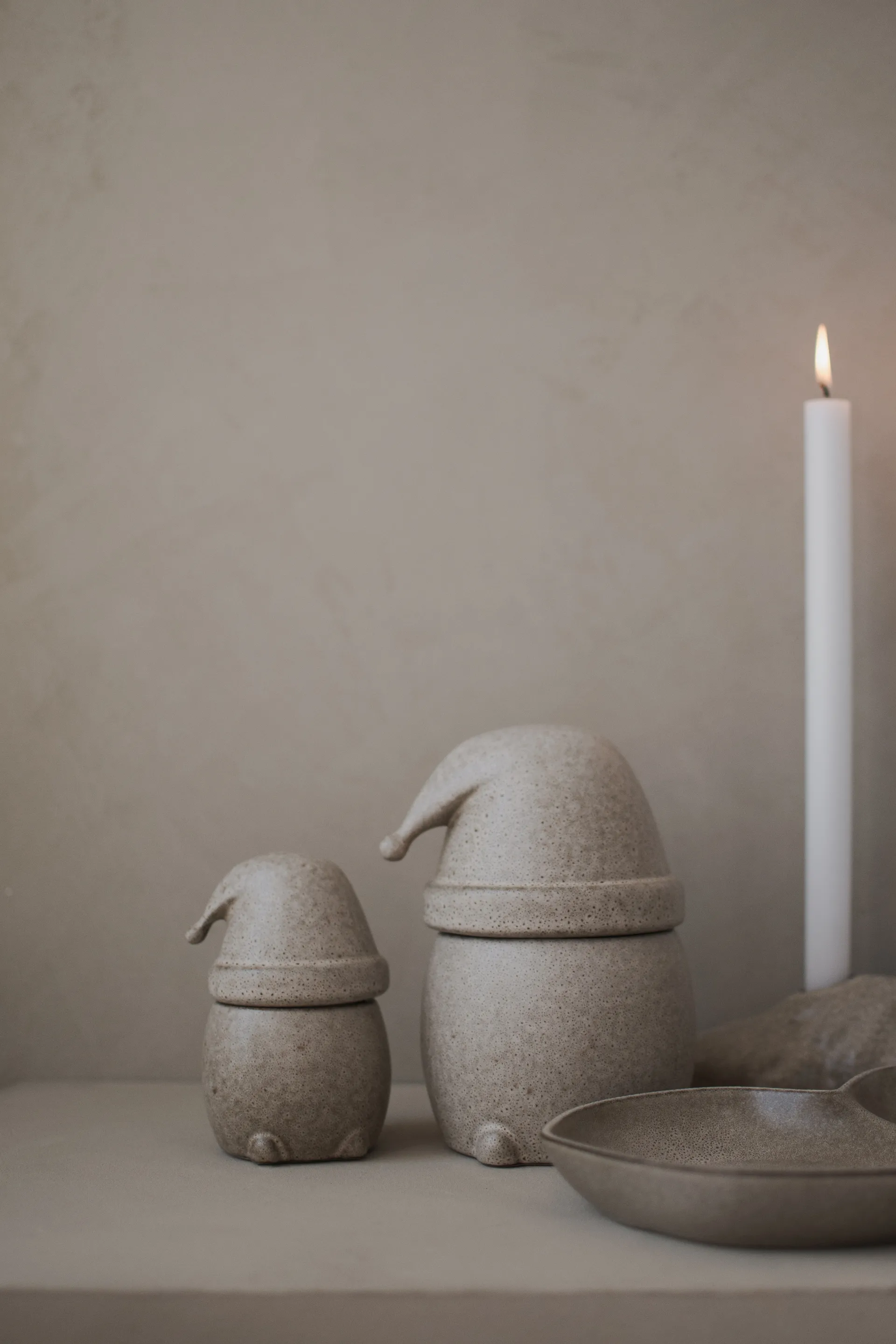 Bol con tapa Eating Santa pequeño, Beige DBKD