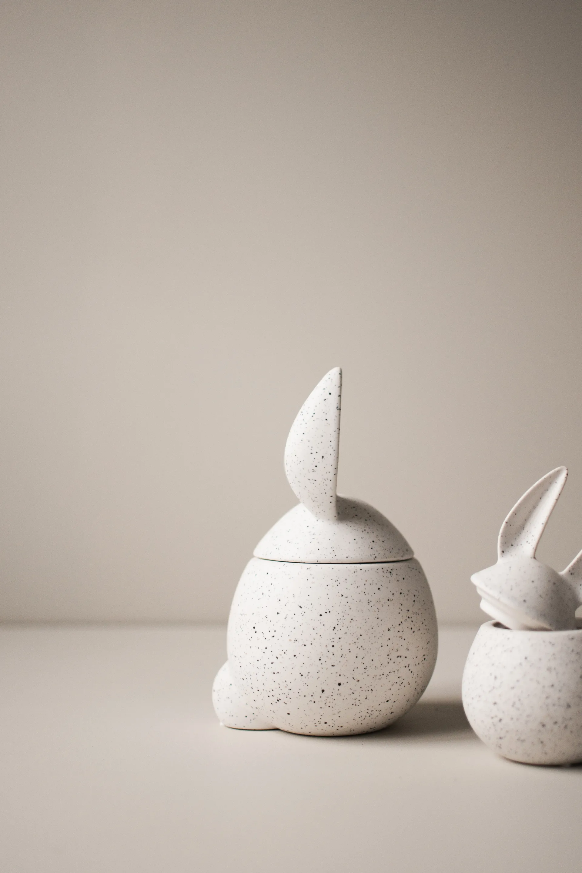 Bol grande DBKD Eating rabbit, White DBKD