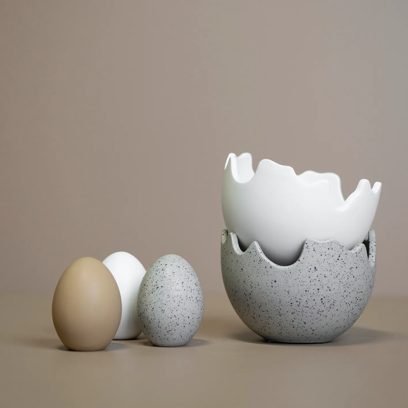 Bol Happy Easter cáscara de huevo large, Mole dot DBKD