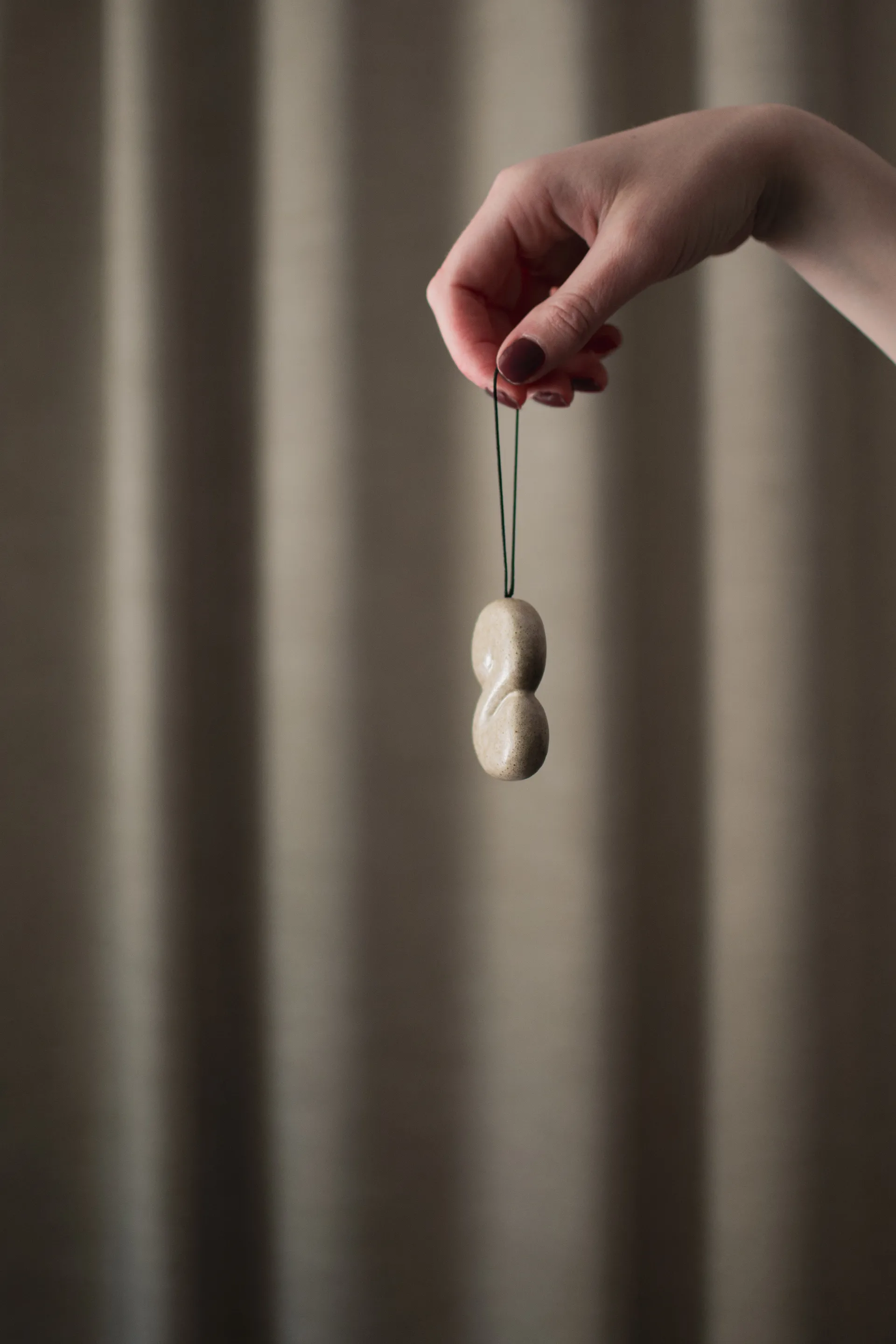 Colgante decorativo Hanging bun, Beige DBKD