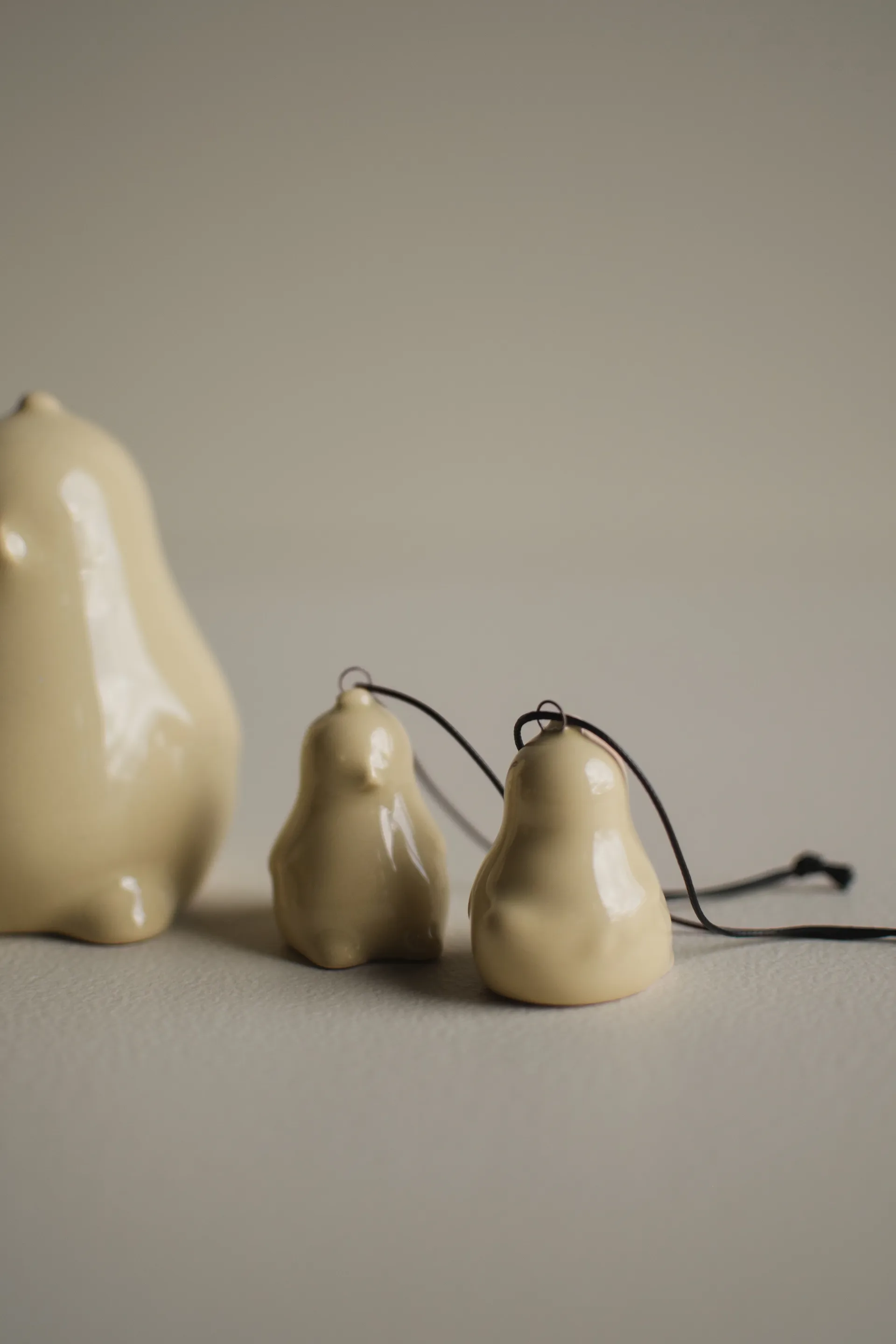 Colgante decorativo Hanging Chubby chicken, Shiny yellow DBKD