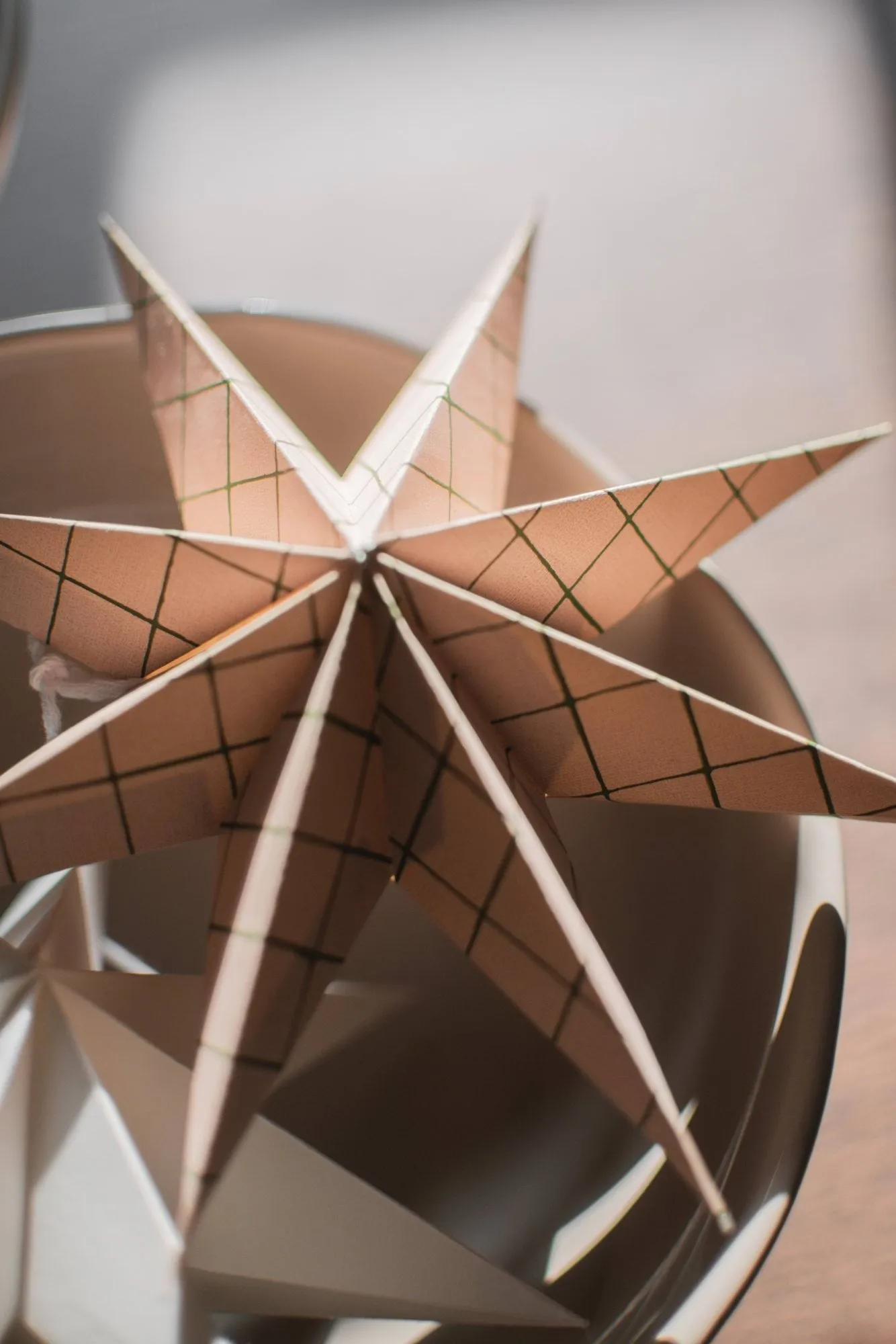 Colgante decorativo Paper winter star, Square sand, large, Ø19 cm DBKD