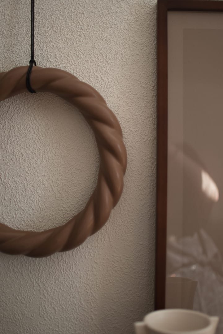 Corona Twine Ø27 cm, Nougat DBKD