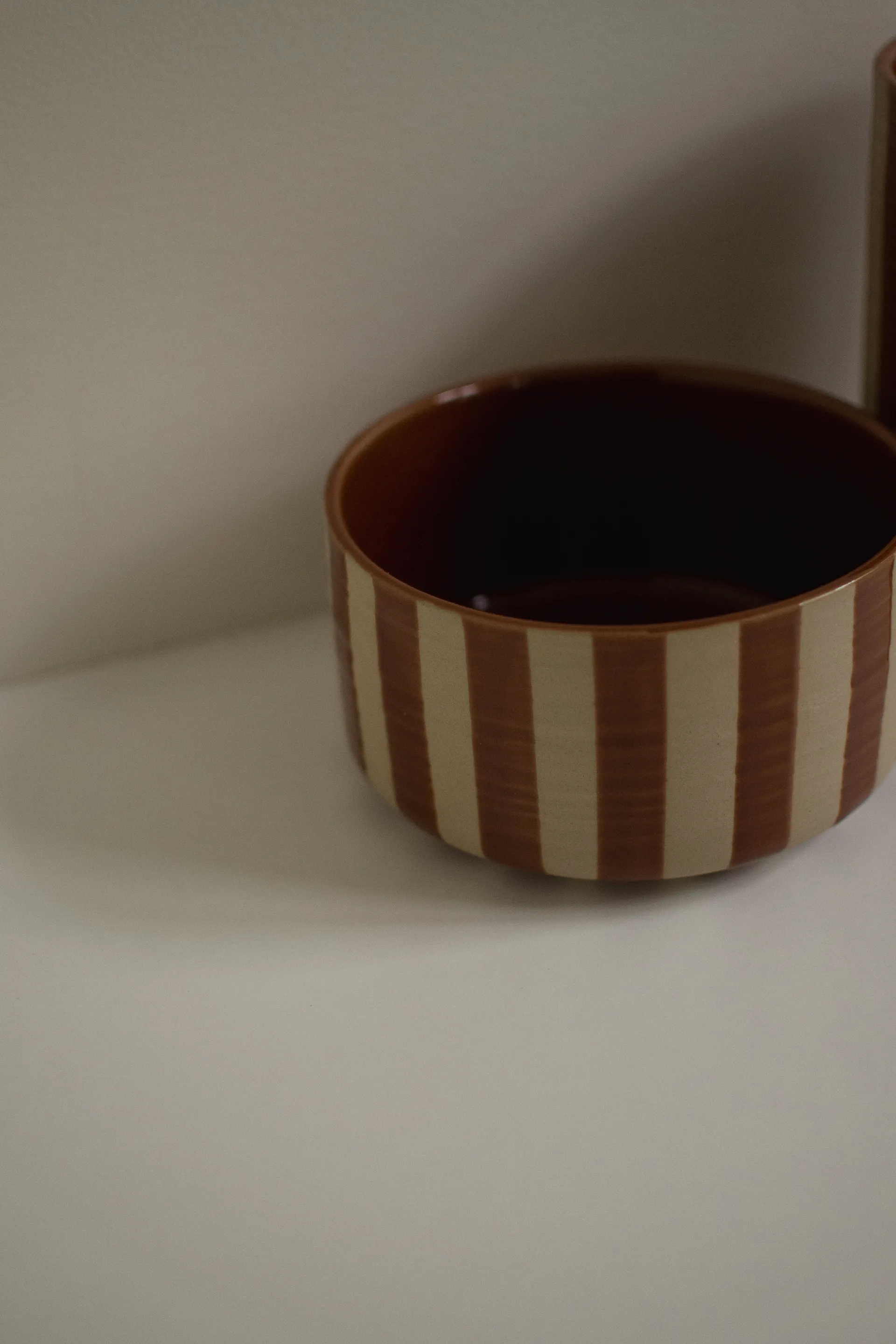 Cuenco decorativo Line Ø16 cm, Nougat con rayas DBKD