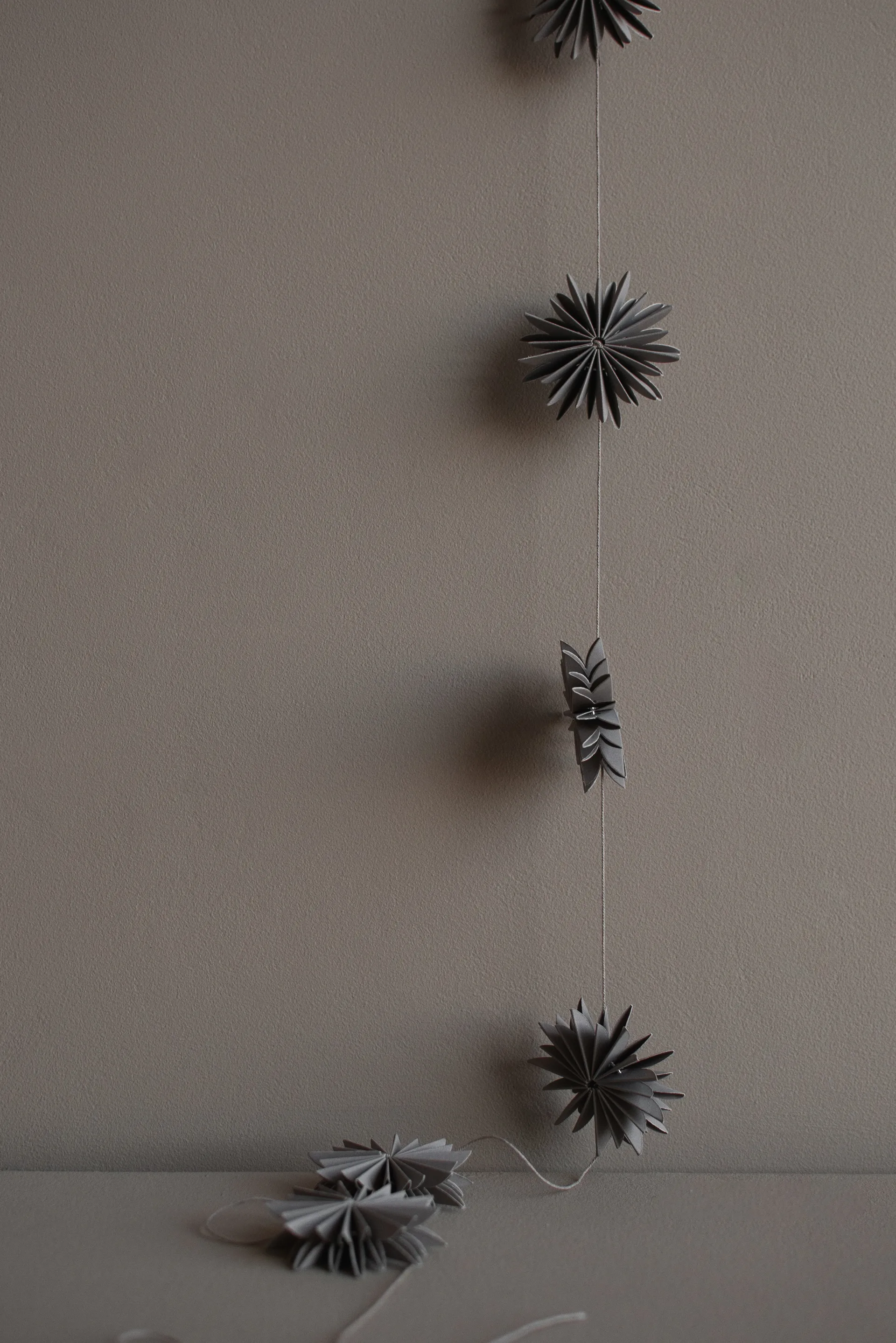 Guirnalda de copos Garland, Mole DBKD