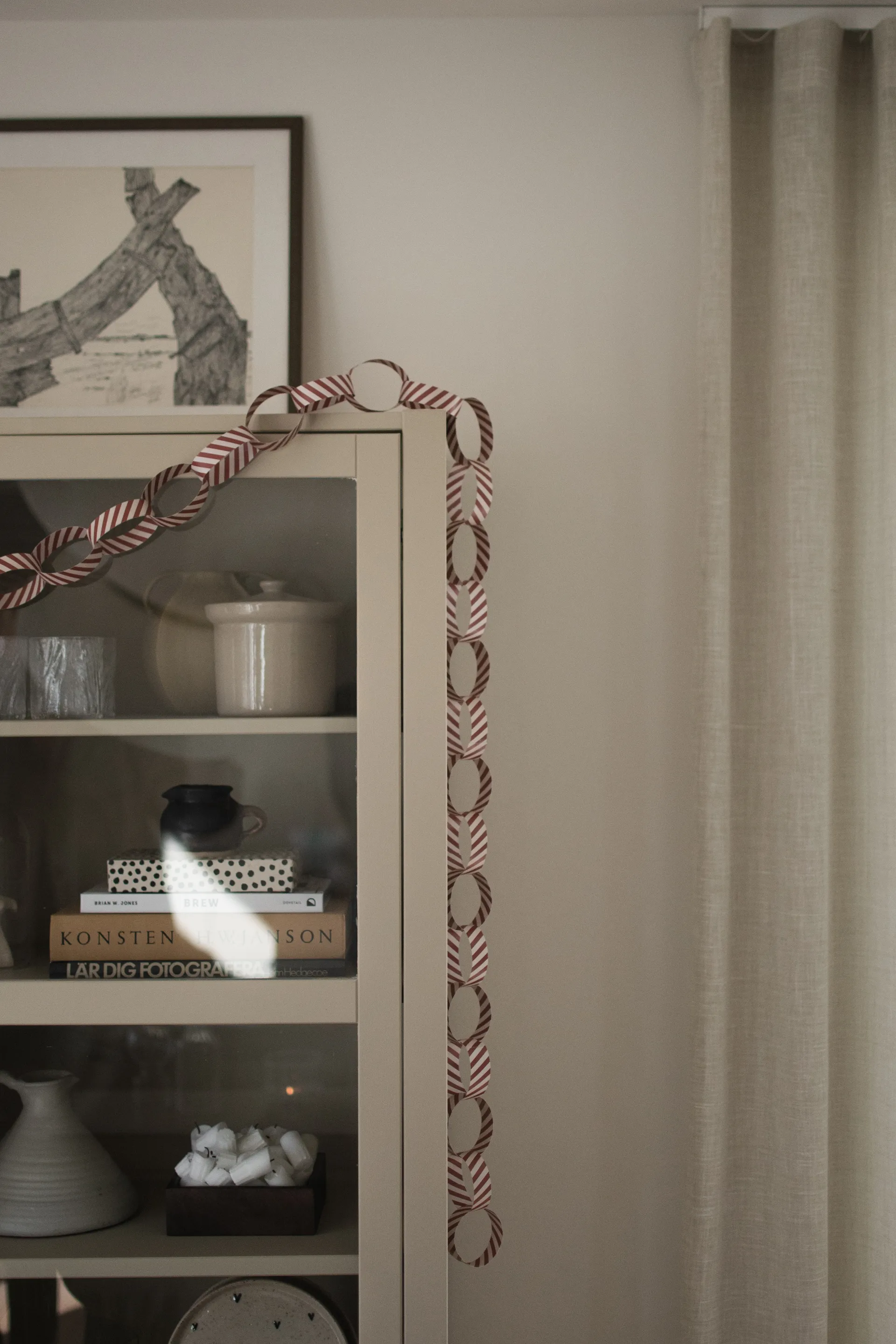 Guirnalda Garland rayas, Red-white DBKD