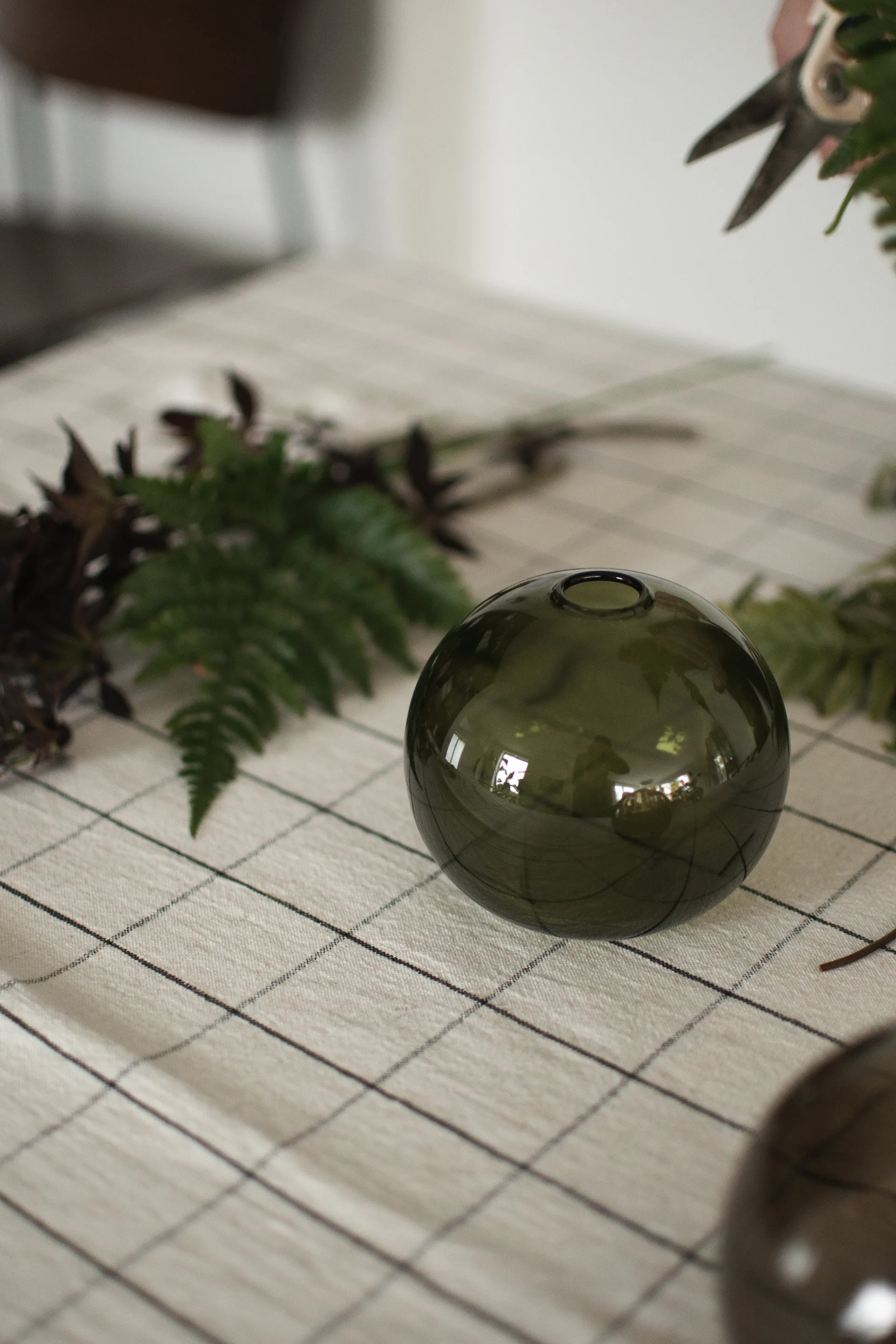 Jarrón Ball Ø10 cm, Verde DBKD