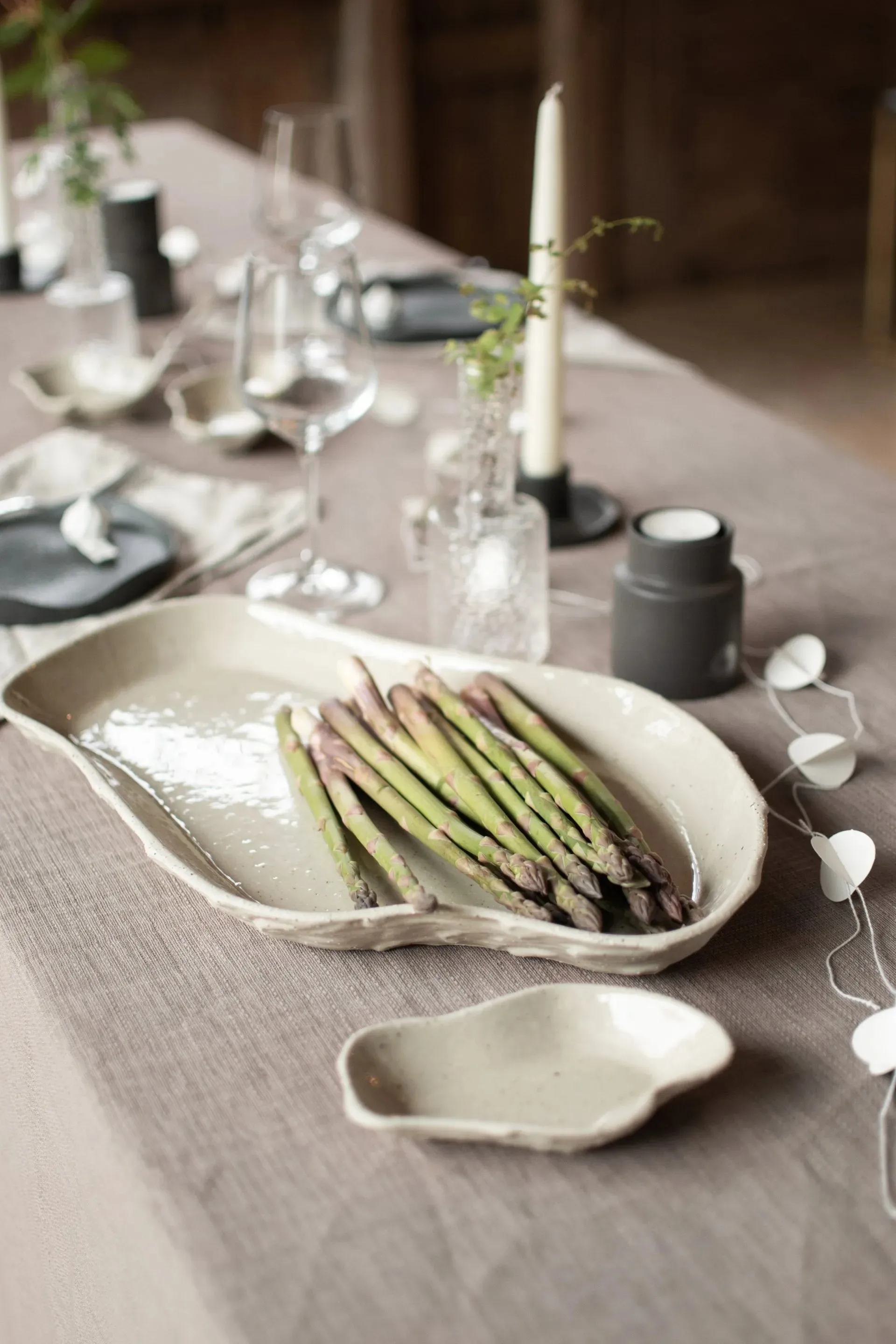 Plato Flow large 25x40 cm, Sand DBKD