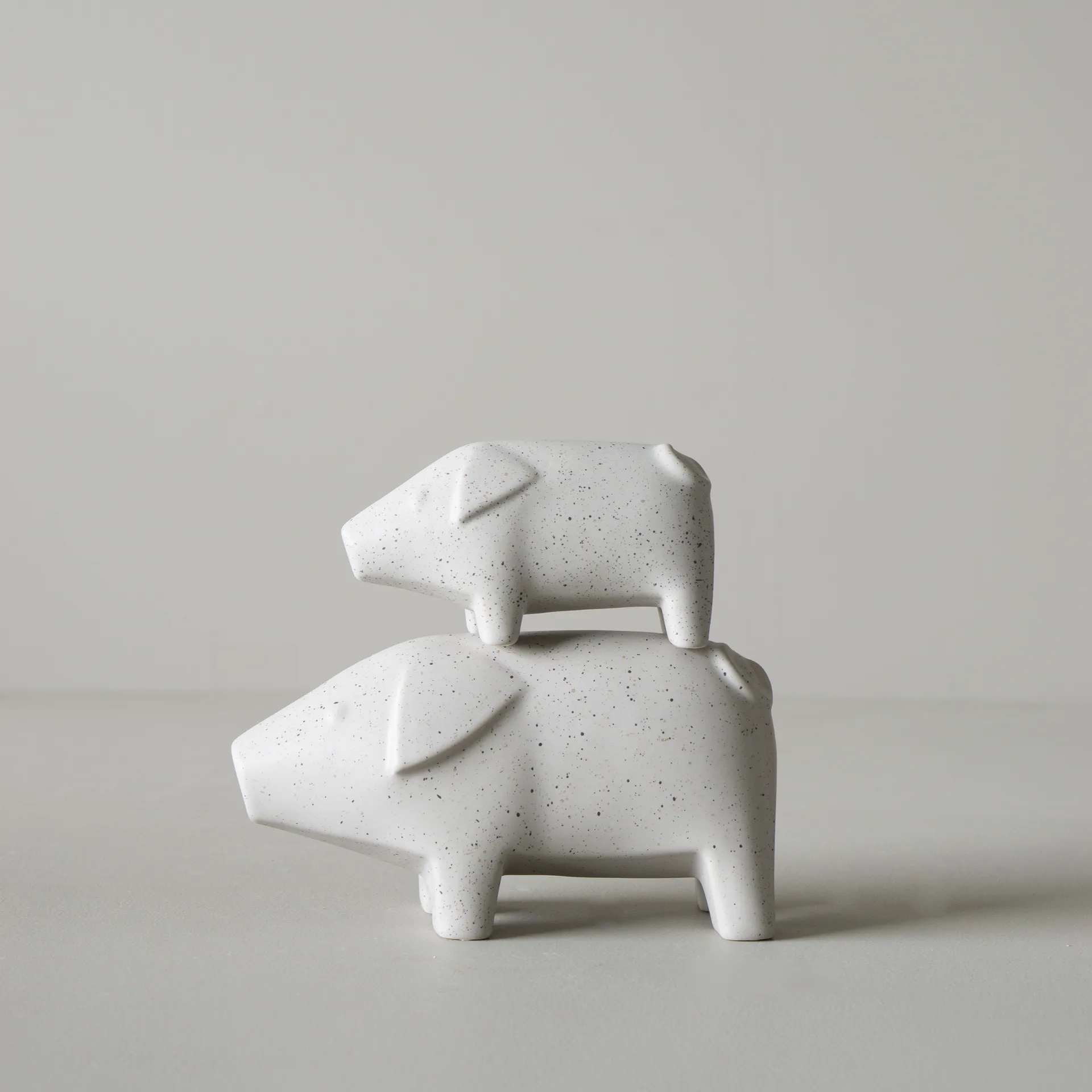 Swedish pig grande, Mole dot DBKD