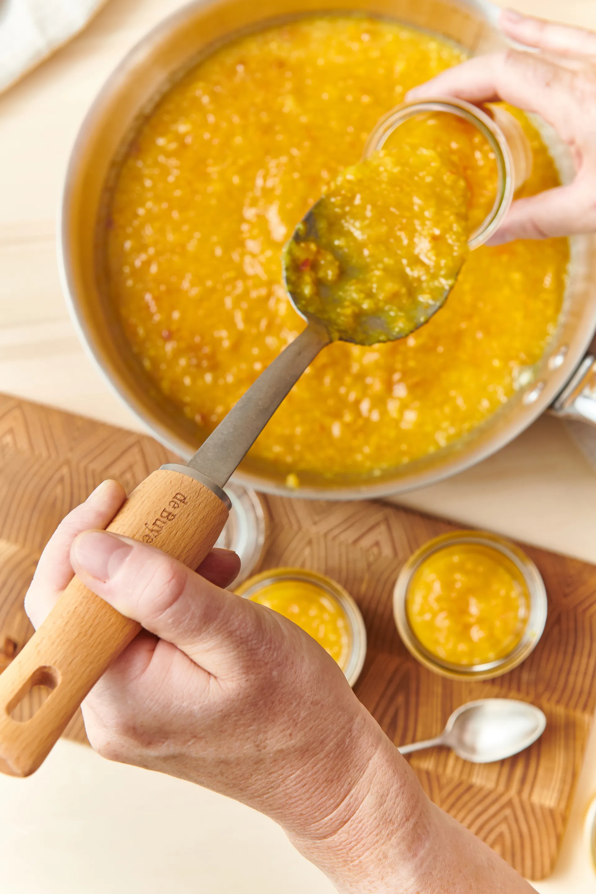 Cuhara de servir con mango de madera De Buyer B Bois, acero inoxidable De Buyer