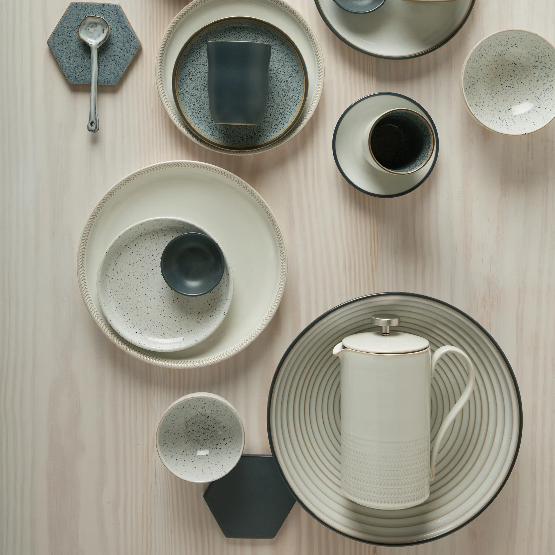 Cafetera de émbolo Natural Canvas 1,15 l, Textured Denby