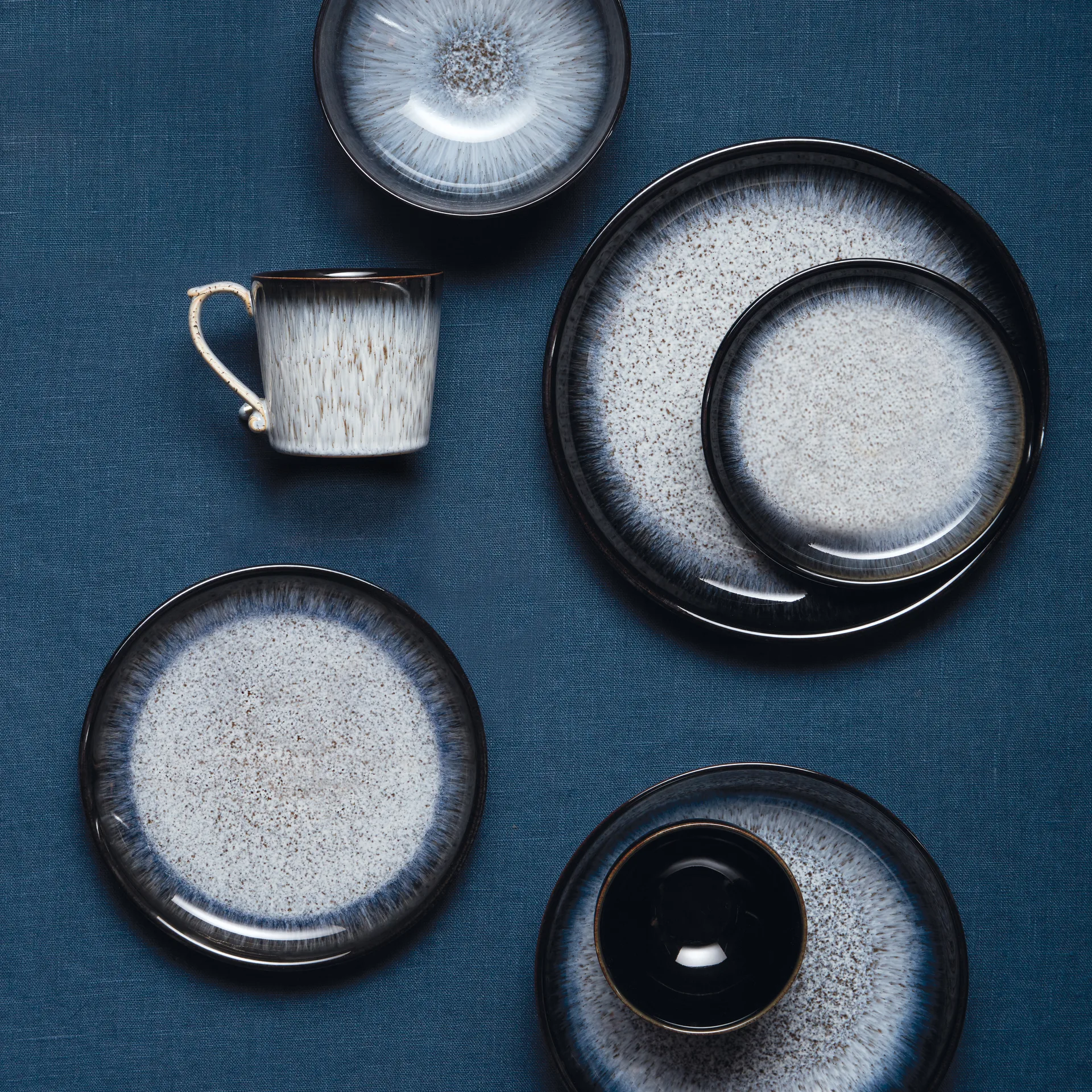 Platillo Halo Coupe 21 cm, azul-gris-negro Denby