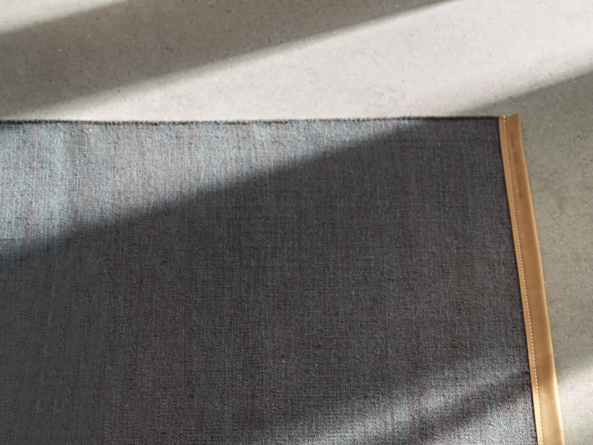 Alfombra Björk, azul, 70 x 130 cm Design House Stockholm