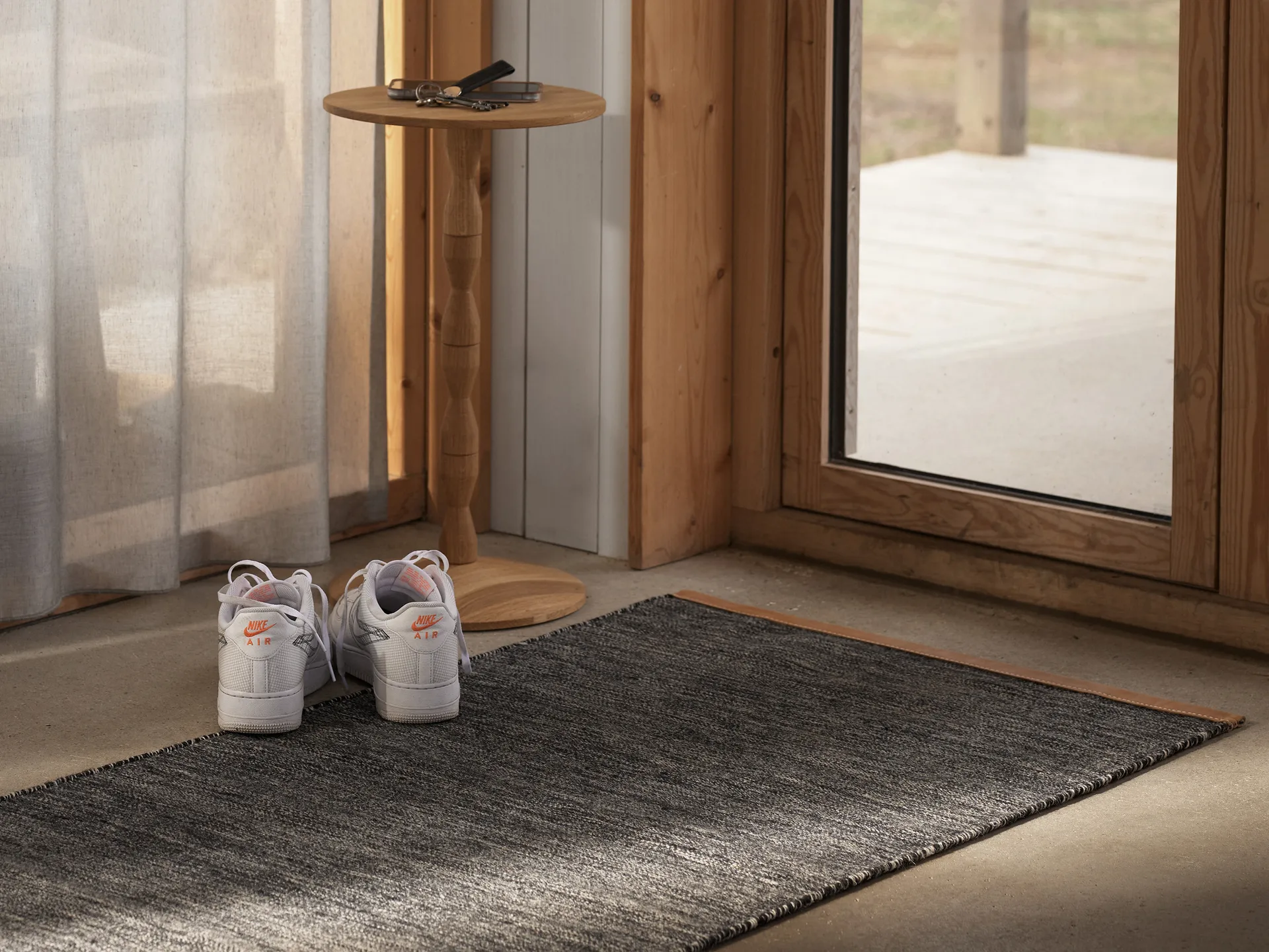 Alfombra Björk, gris oscuro, 80 x 250 cm Design House Stockholm