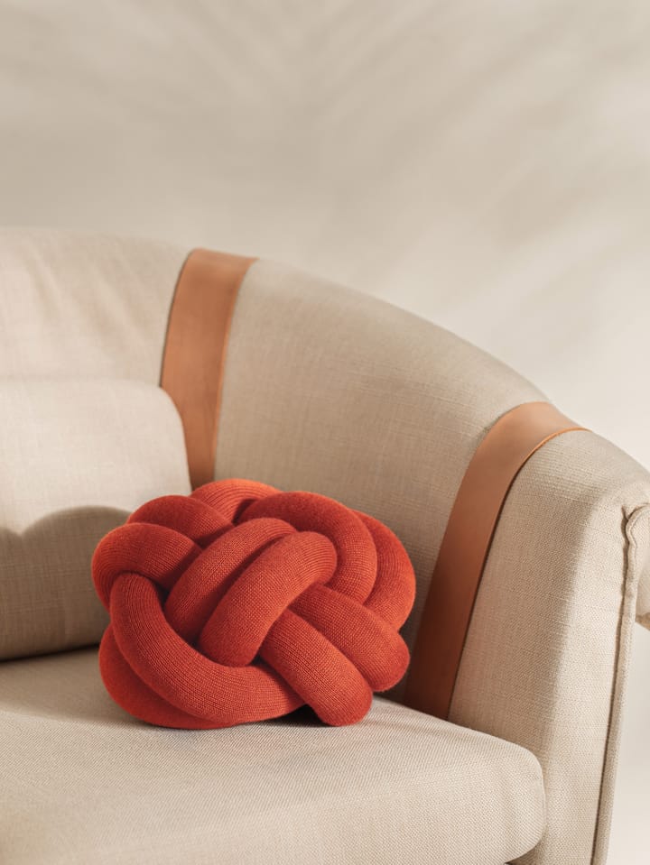 Cojín Knot, Orange red Design House Stockholm
