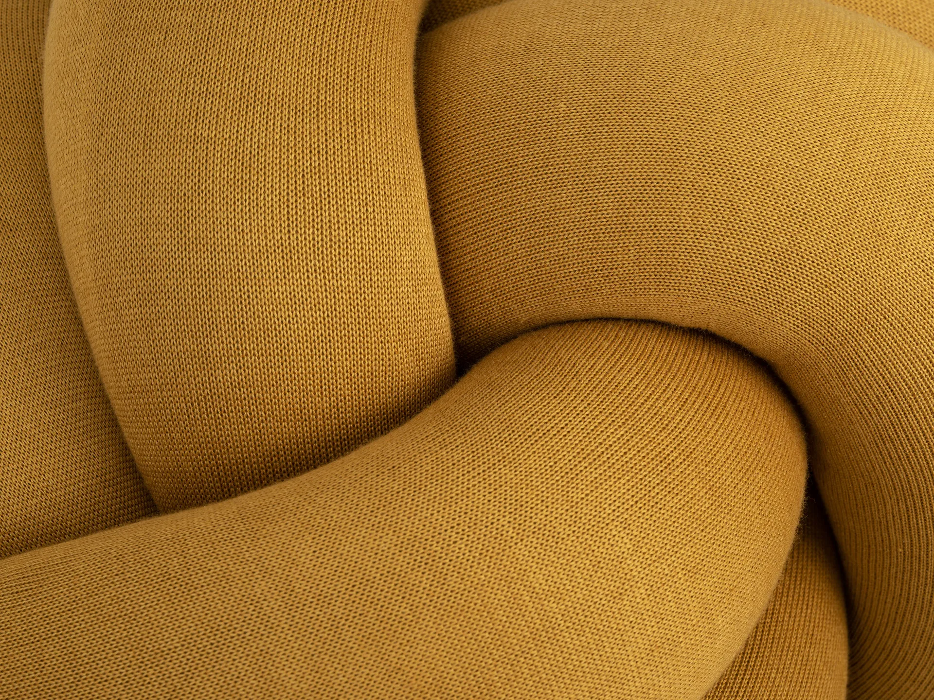 Cojín Knot XL, Yellow Design House Stockholm