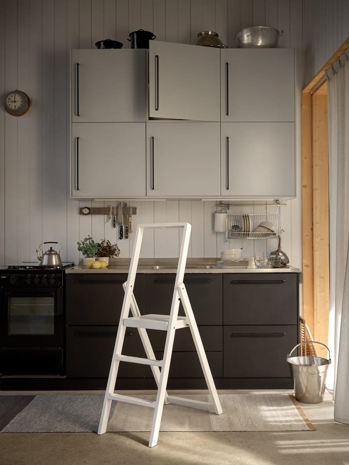 Escalera Step, Lacado blanco Design House Stockholm