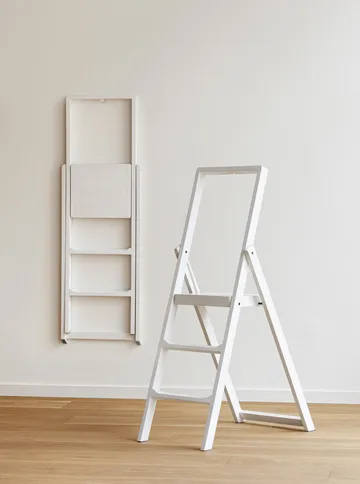 Escalera Step - Teñido de blanco - Design House Stockholm