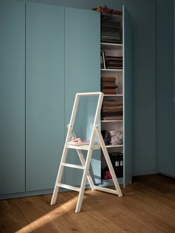 Escalera Step - Teñido de blanco - Design House Stockholm