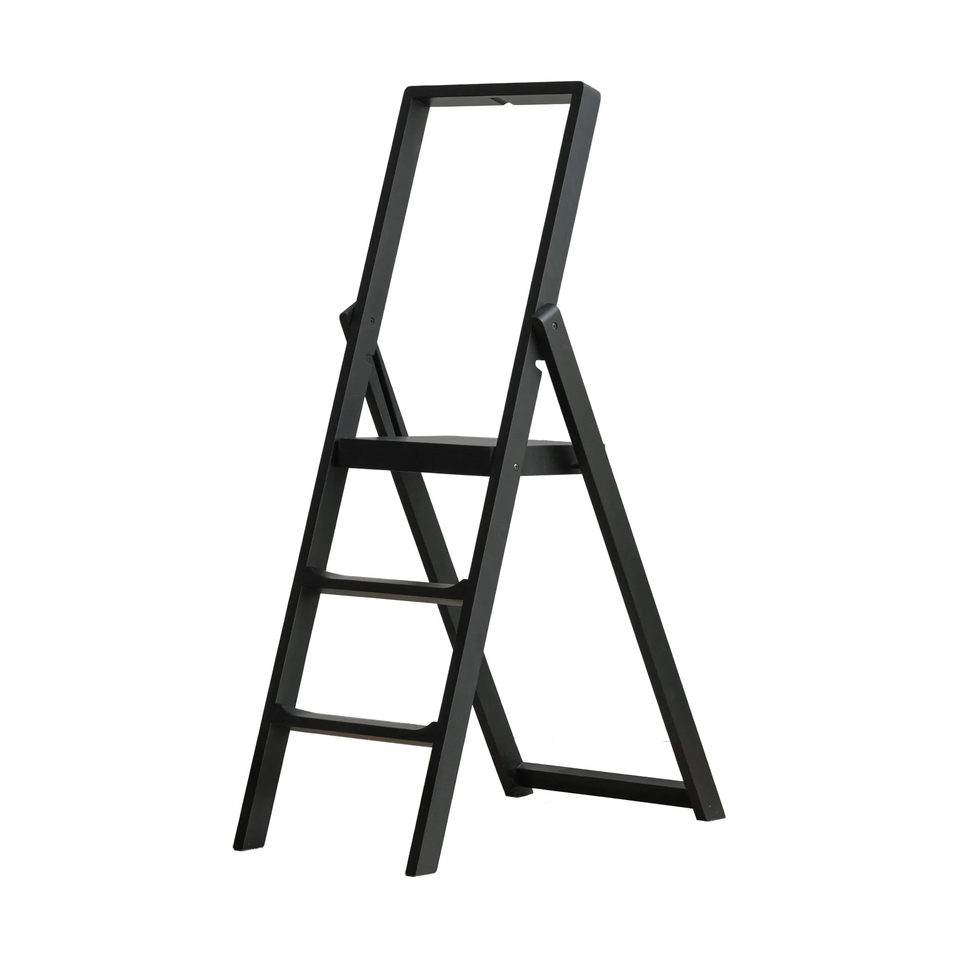 Escalera Step, Teñido de negro Design House Stockholm