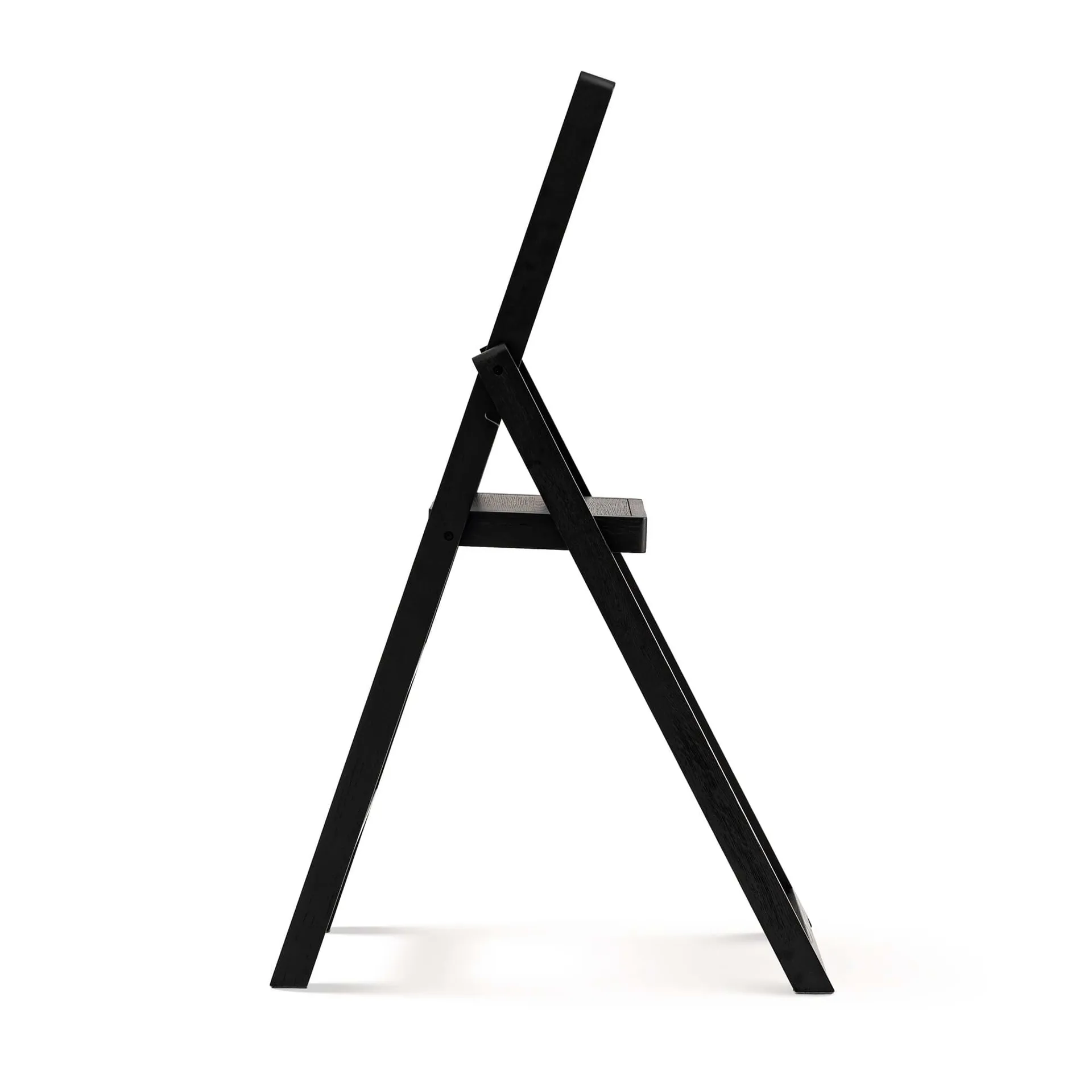 Escalera Step, Teñido de negro Design House Stockholm