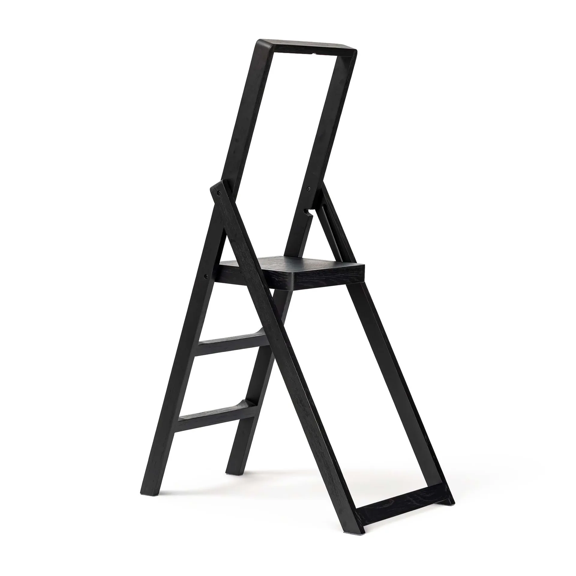 Escalera Step, Teñido de negro Design House Stockholm