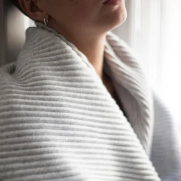 Manta Pleece 140x160 cm - Gris claro - Design House Stockholm