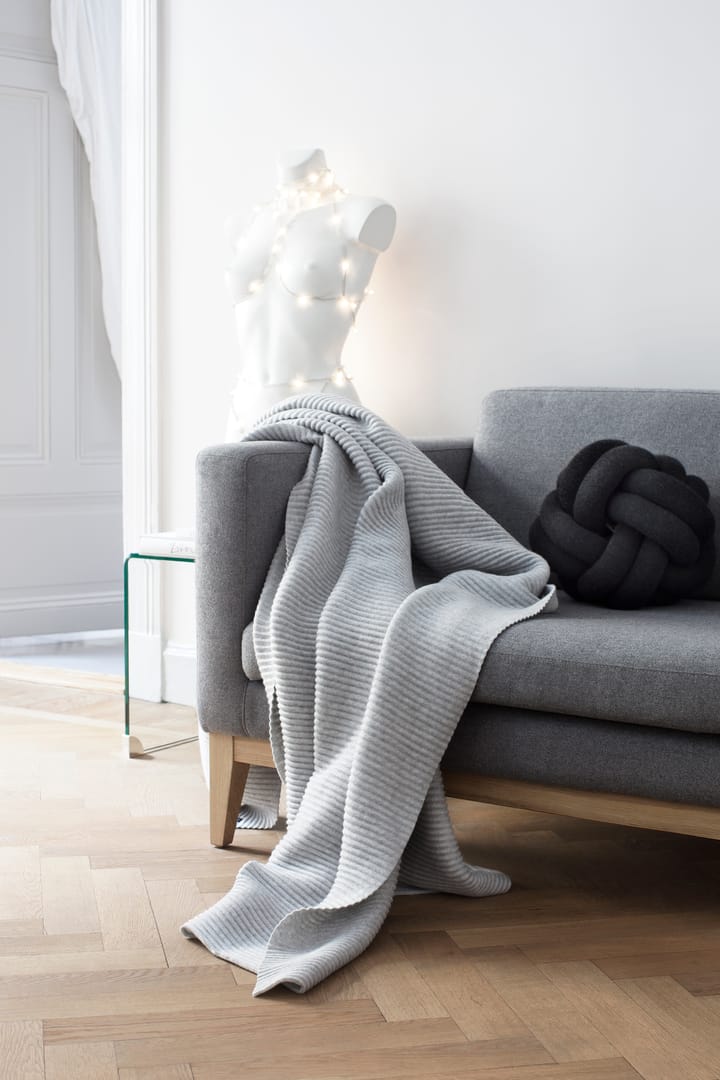 Manta Pleece 140x170 cm, Gris claro Design House Stockholm