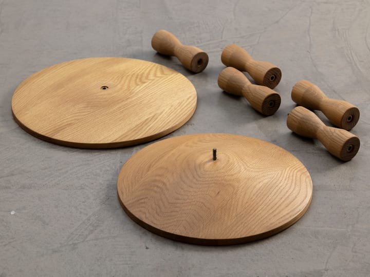 Mesa Pedestal Ø31x67,5 cm, Oak Design House Stockholm