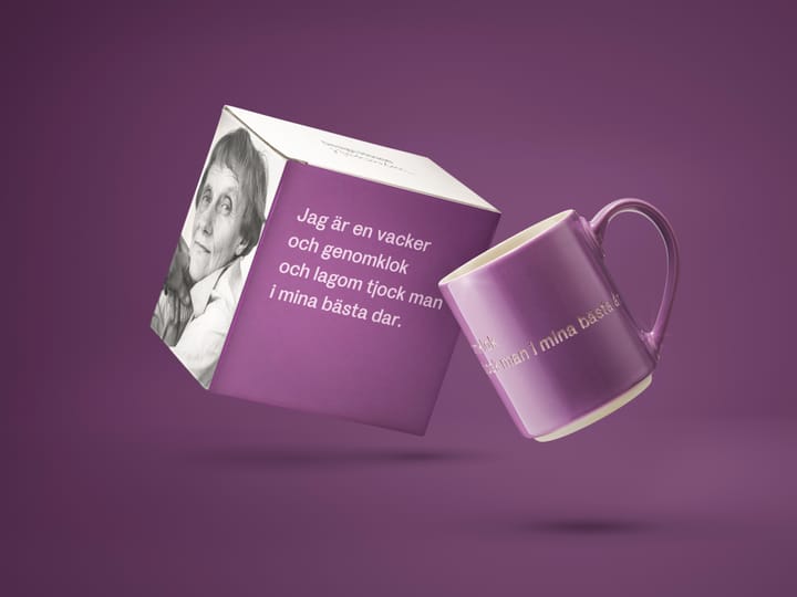 Mug Astrid Lindgren, I am handsome - morado-sueco - Design House Stockholm