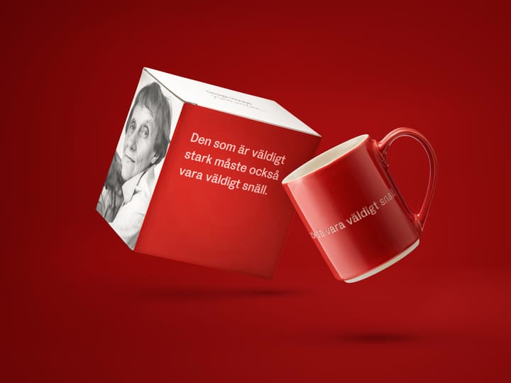 Mug Astrid Lindgren, If you are very strong - rojo-sueco - Design House Stockholm