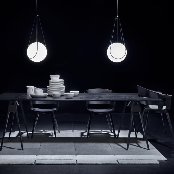 Soporte Kosmos negro, mediano Design House Stockholm