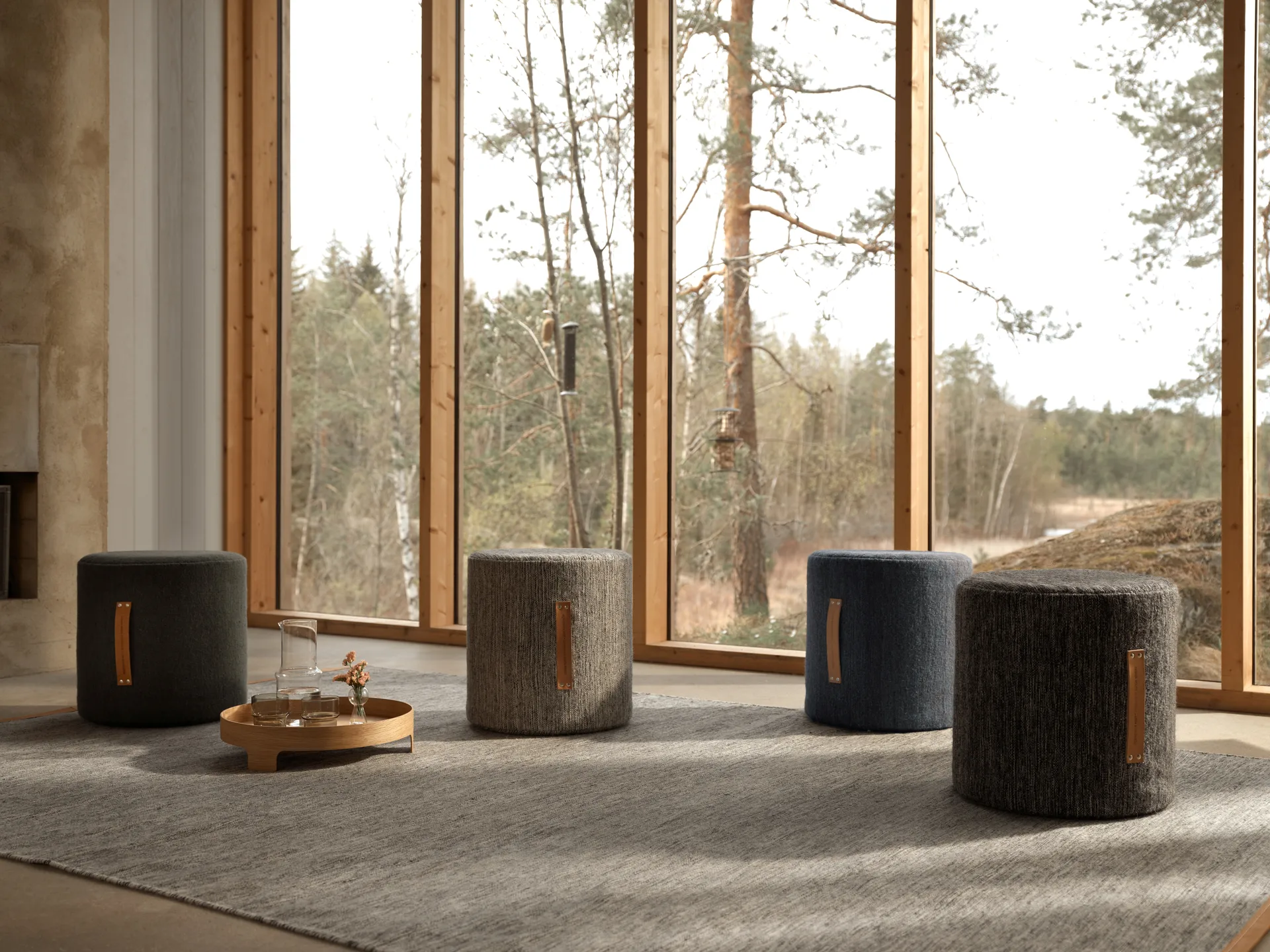 Taburete alto Björk, gris oscuro Design House Stockholm