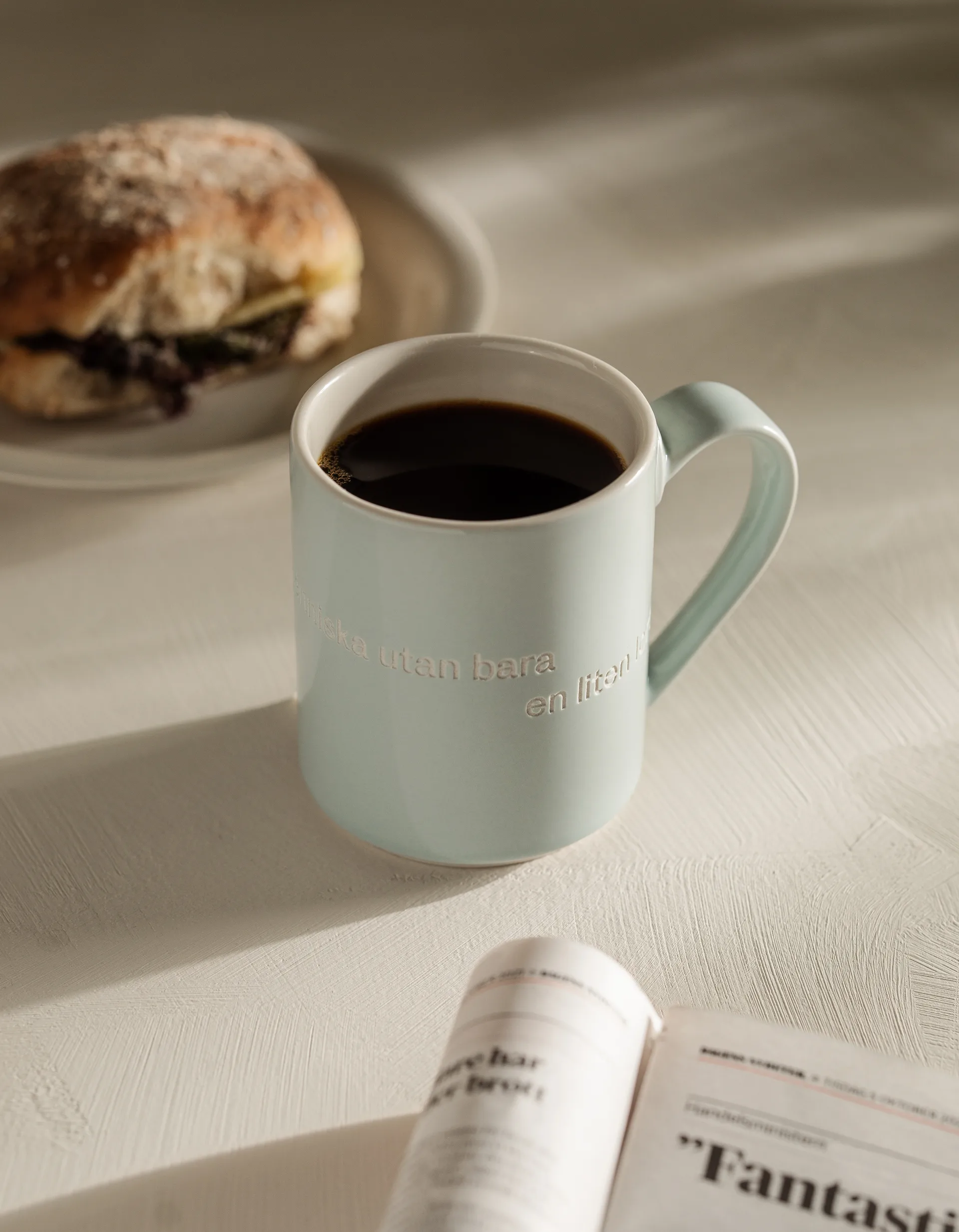 Taza Astrid Lindgren, annars är man ingen människa, texto sueco Design House Stockholm