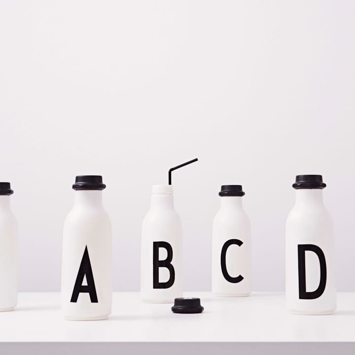 Botella Design Letters, J Design Letters