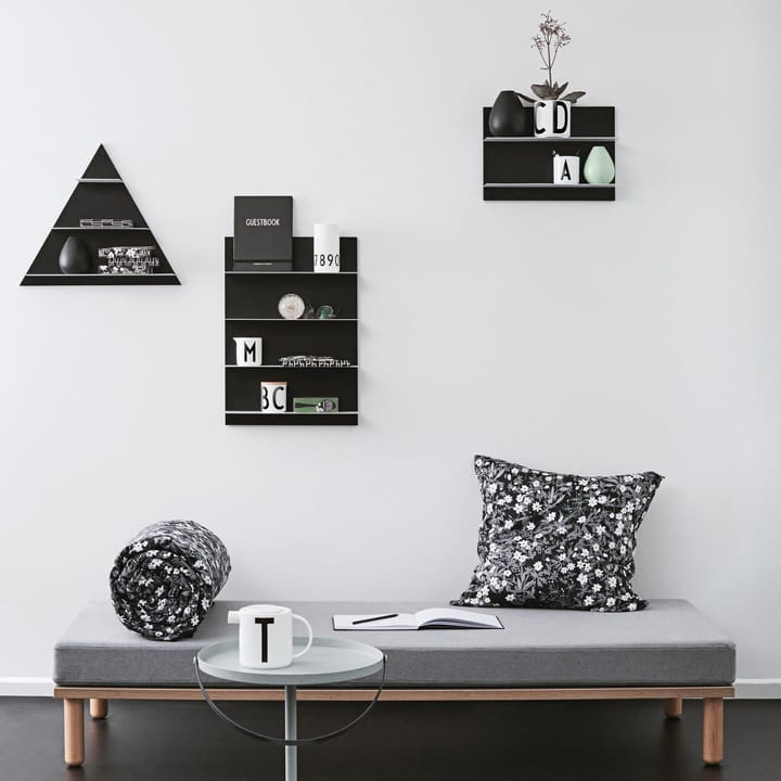Estantería Design Letters Triangle, negro Design Letters